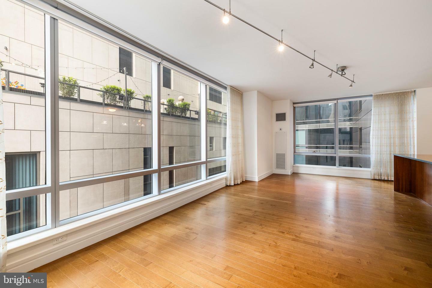 1414 S Penn Square 9A  Philadelphia PA 19102 photo