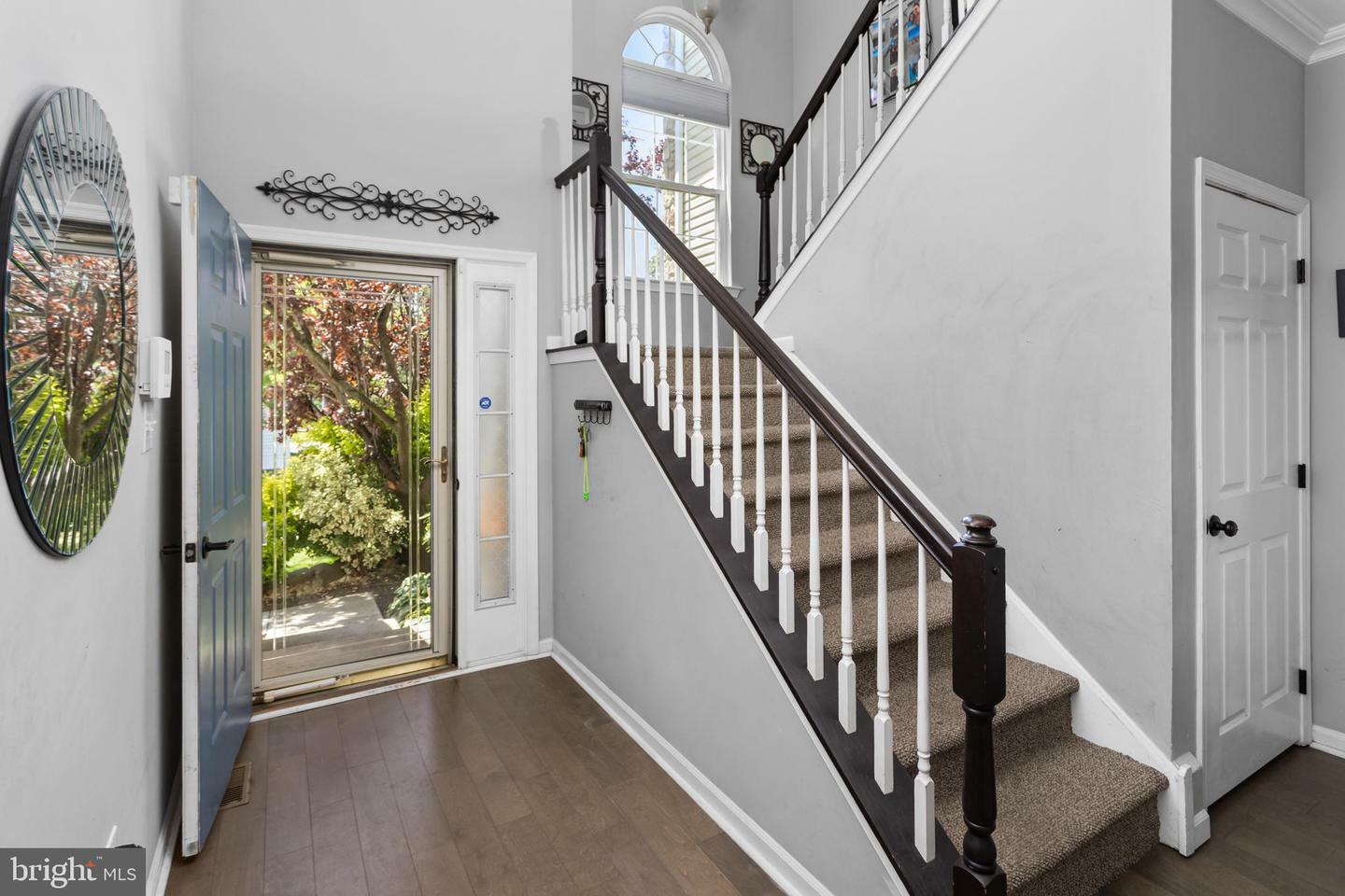 Property Photo: 14 Barclay Court NJ 08505
