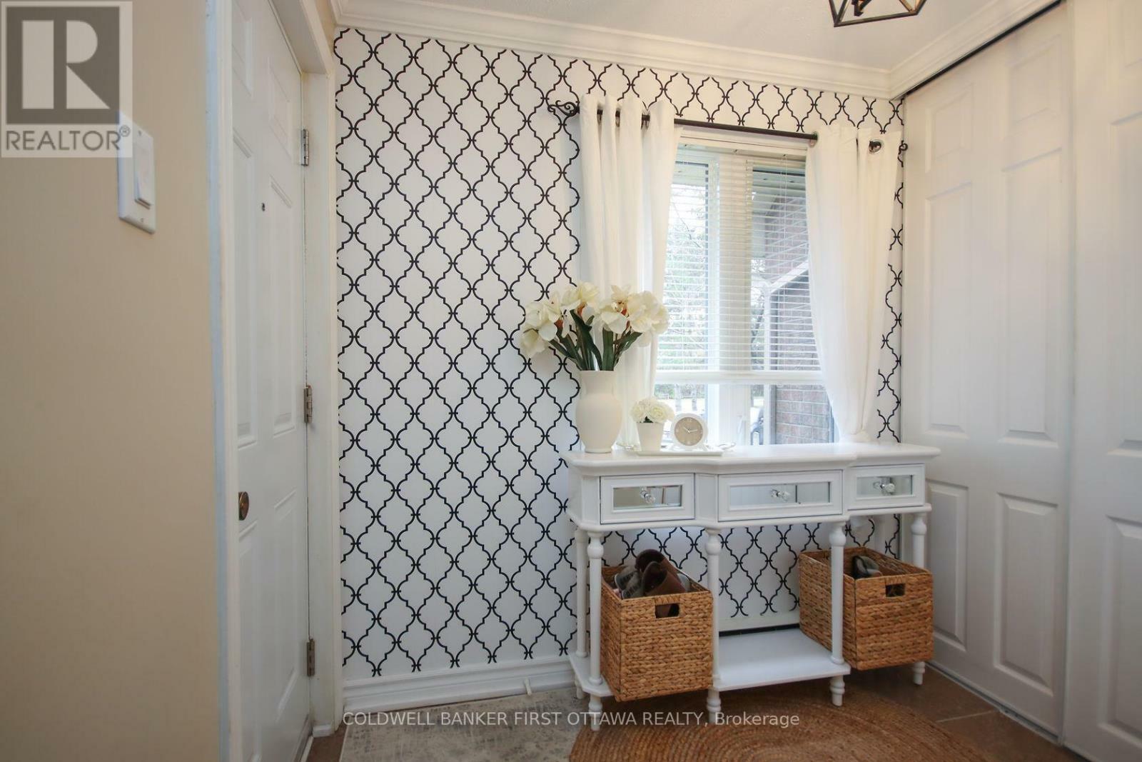 Property Photo: 6702 Jeanne D'Arc Boulevard A ON K1C 6E9