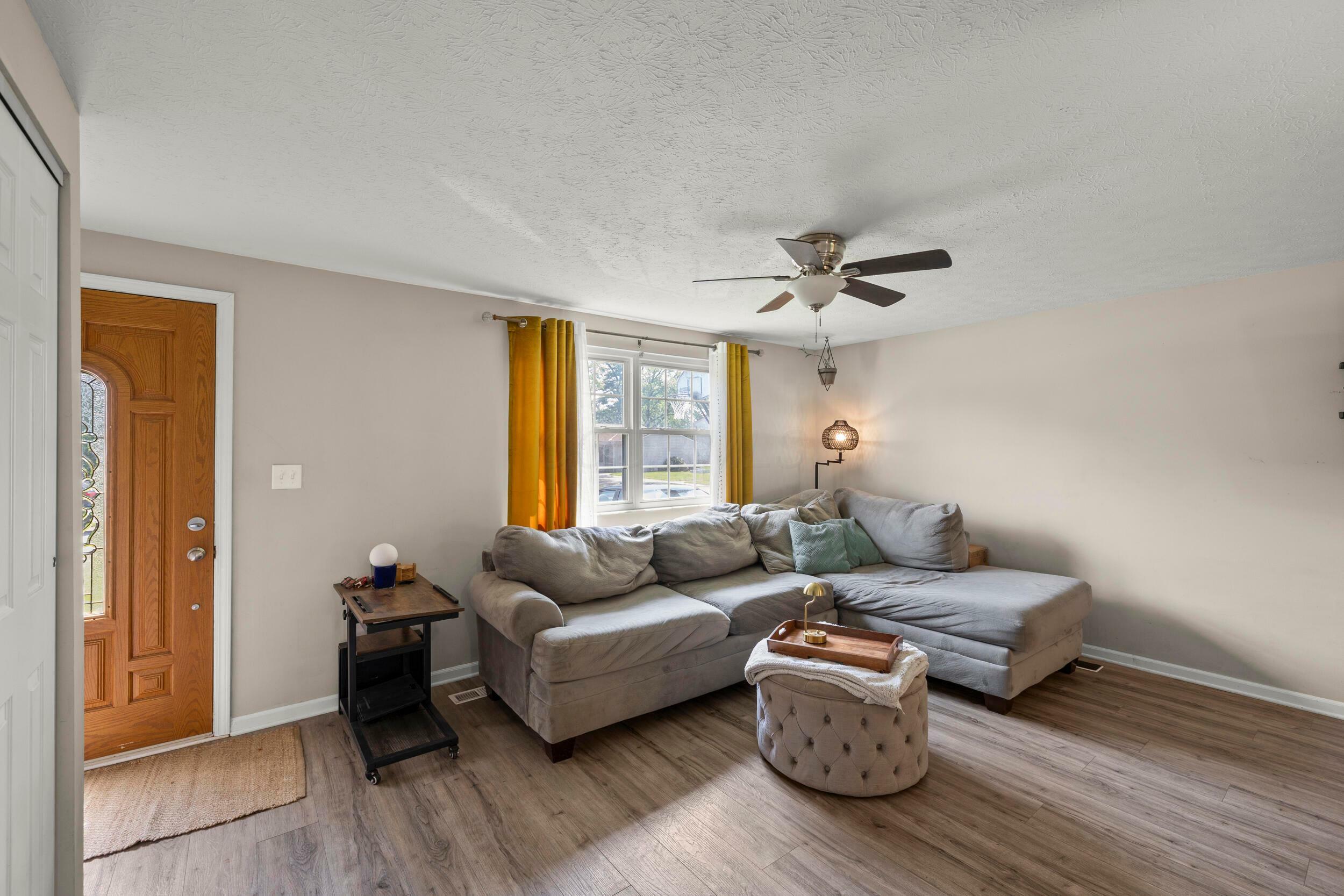 Property Photo: 2267 Anndel Court OH 43123