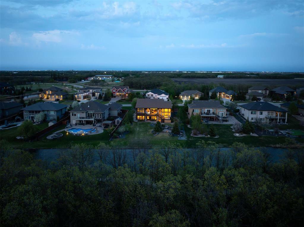 Photo de la propriété: 84 Deer Pointe Drive MB R4H 0B2