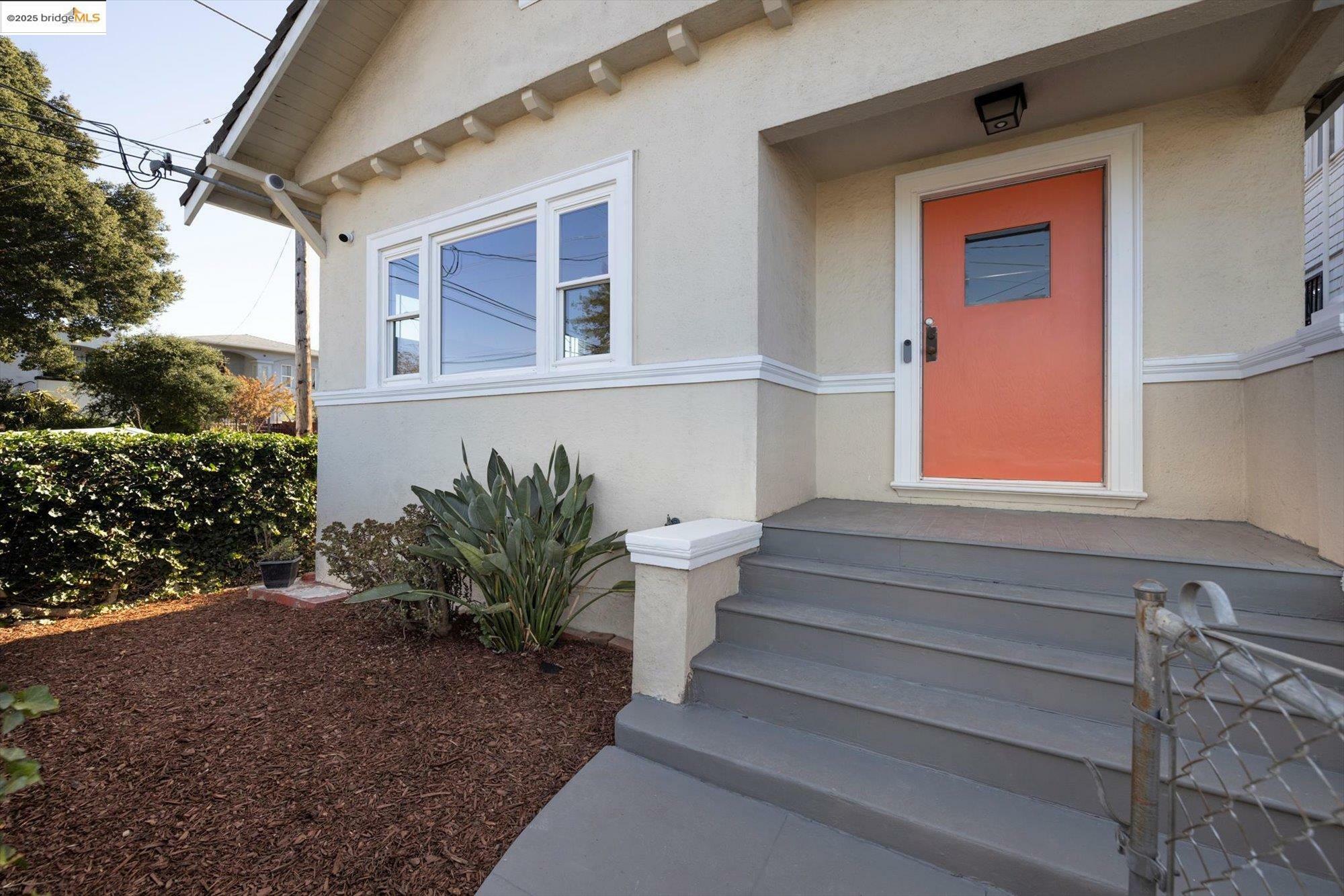 Property Photo: 1641 E 20th Street CA 94606