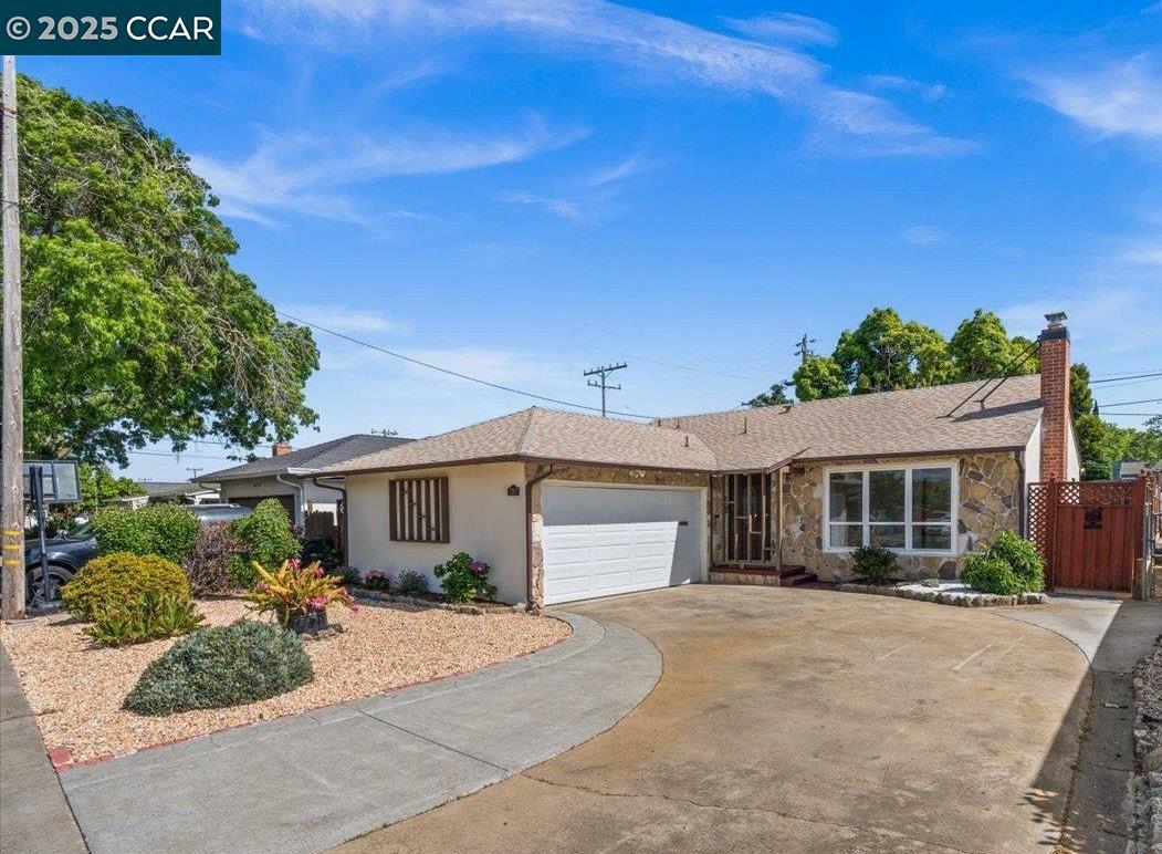 Property Photo: 2707 Webb St CA 94591