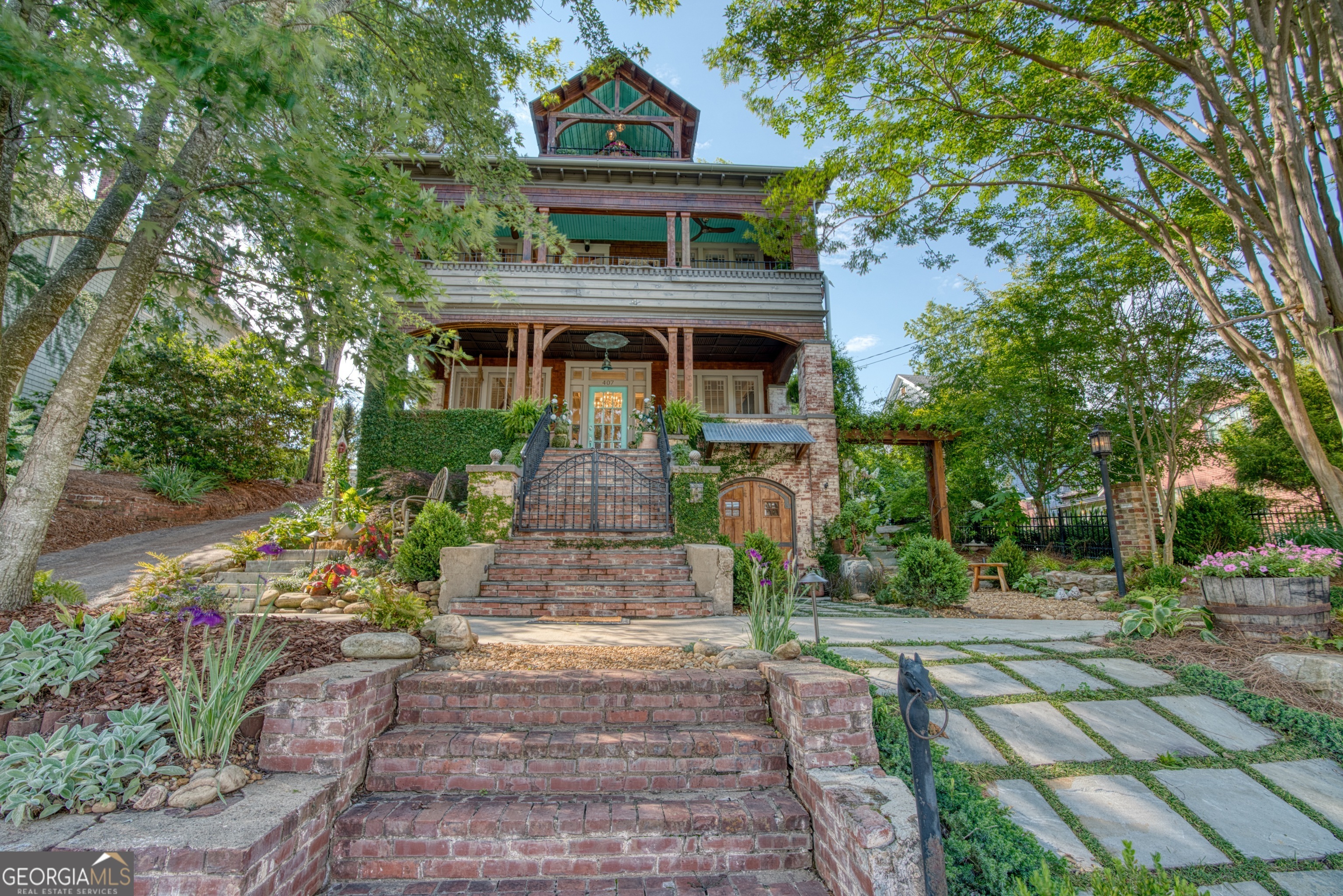 Property Photo: 407 E 3rd Street GA 30161