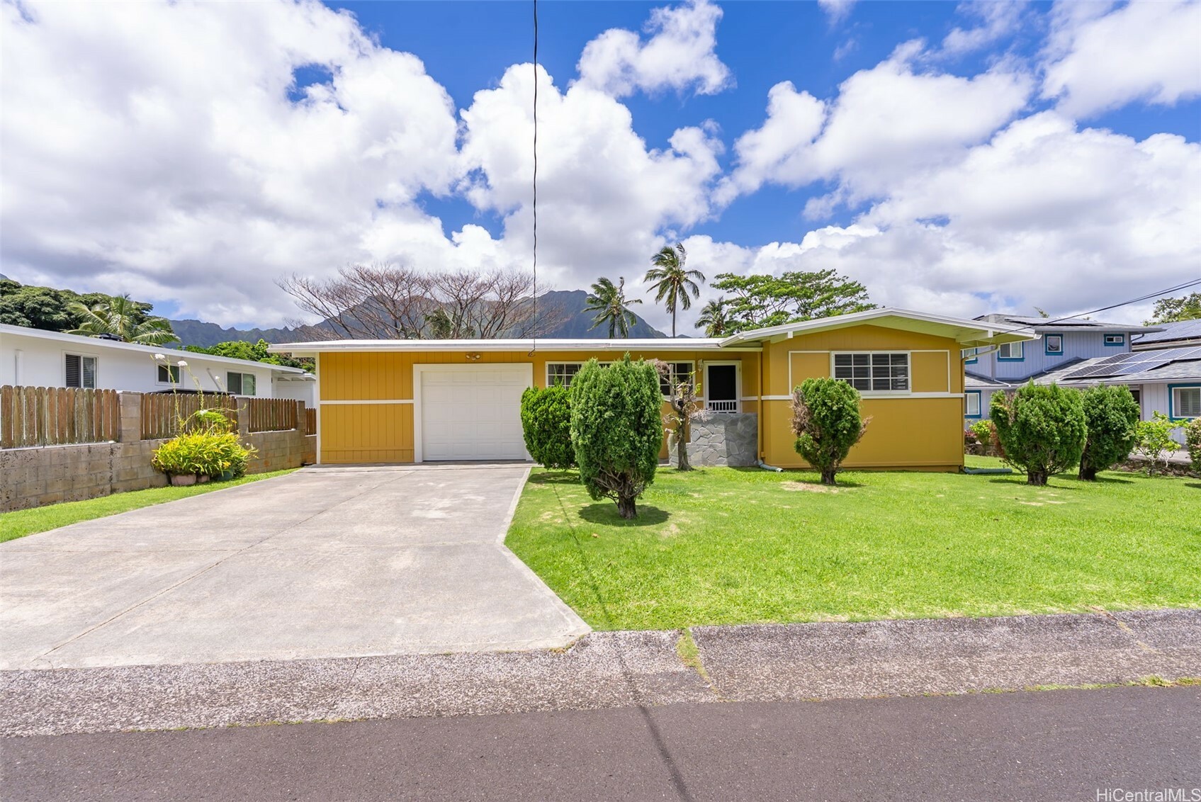 Property Photo: 45-313 Nakuluai Street HI 96744