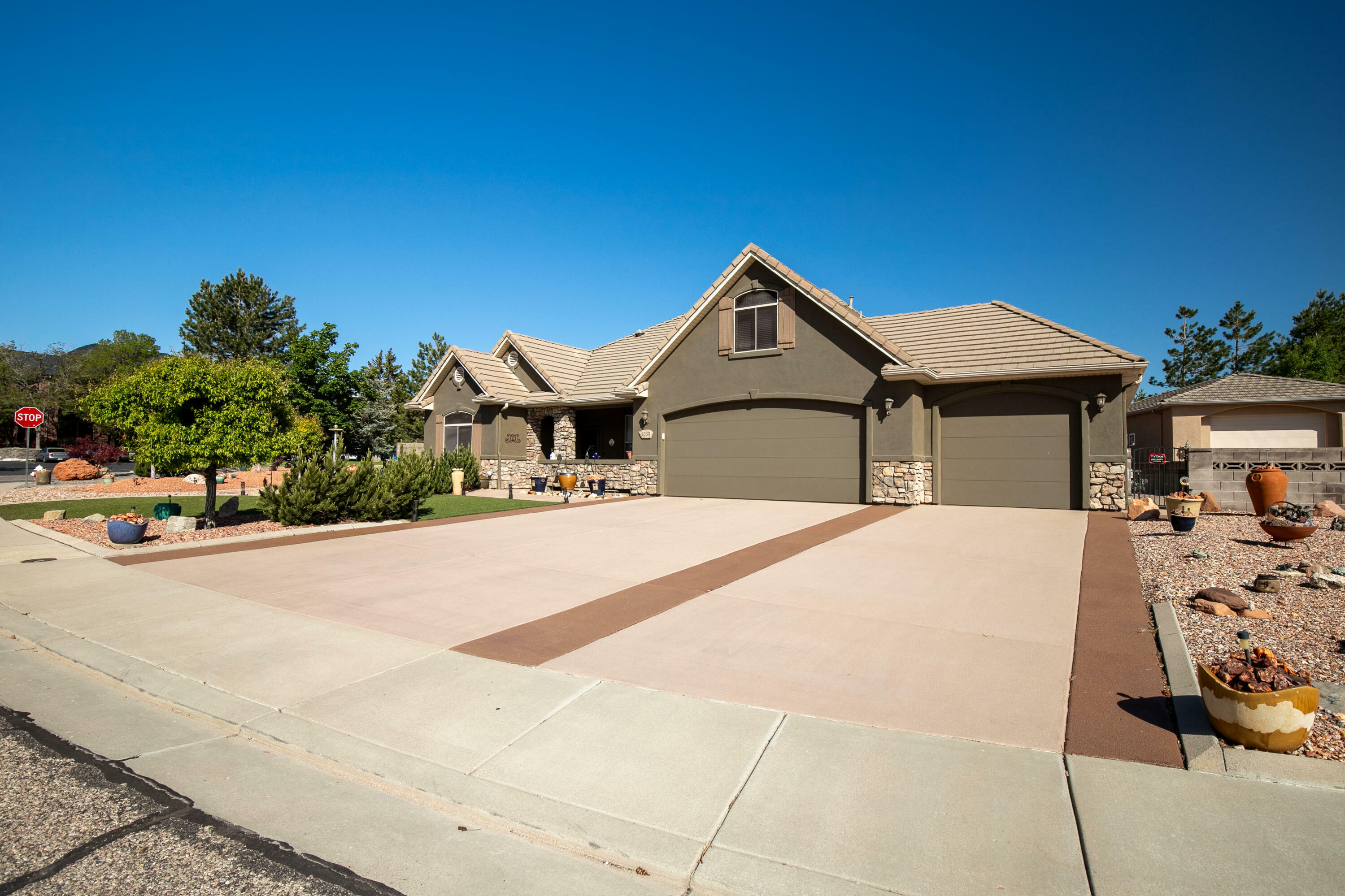 Property Photo:  1030 S 1850 W  UT 84720 