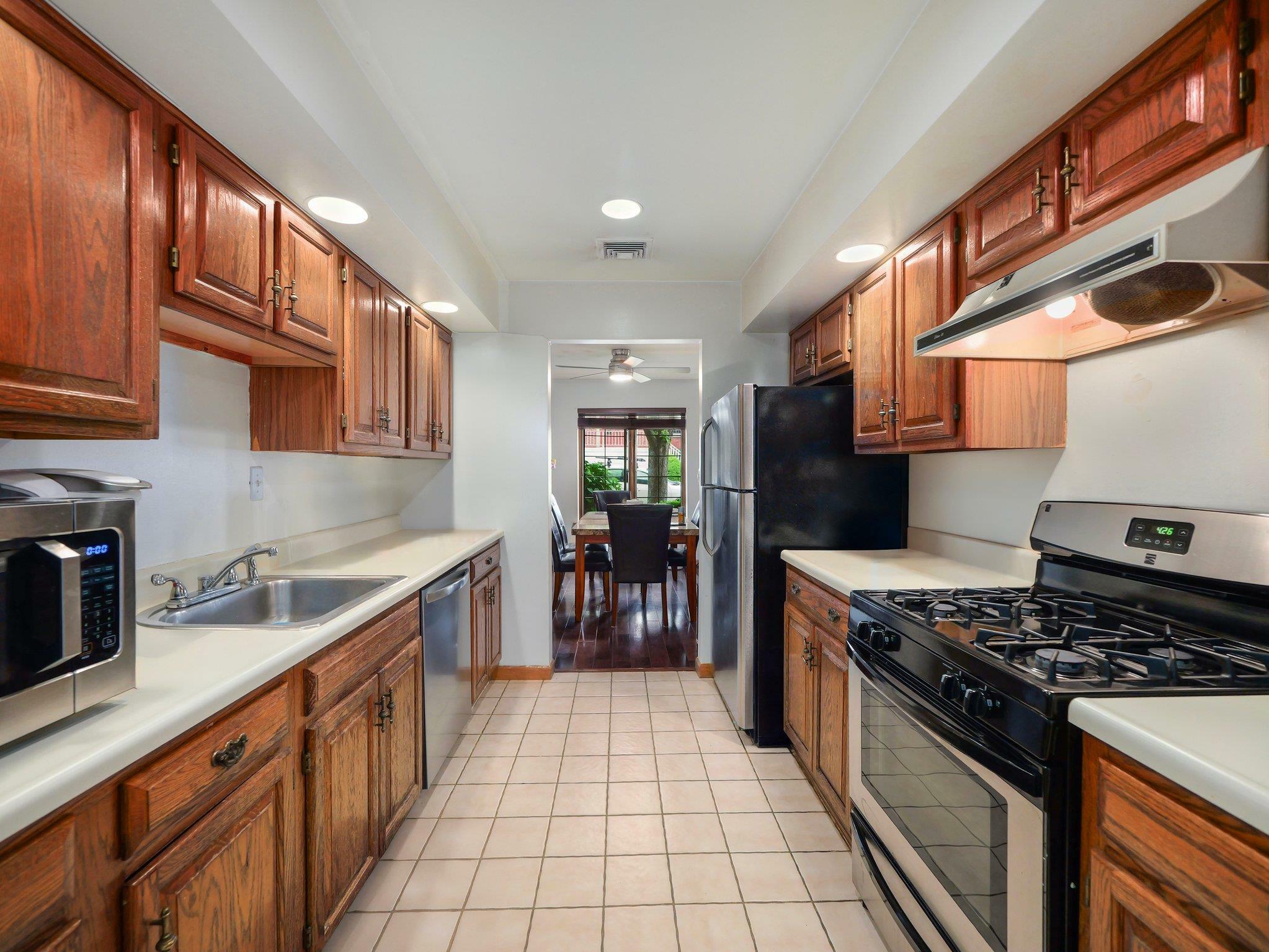Property Photo: 107 High Avenue 104 NY 10960