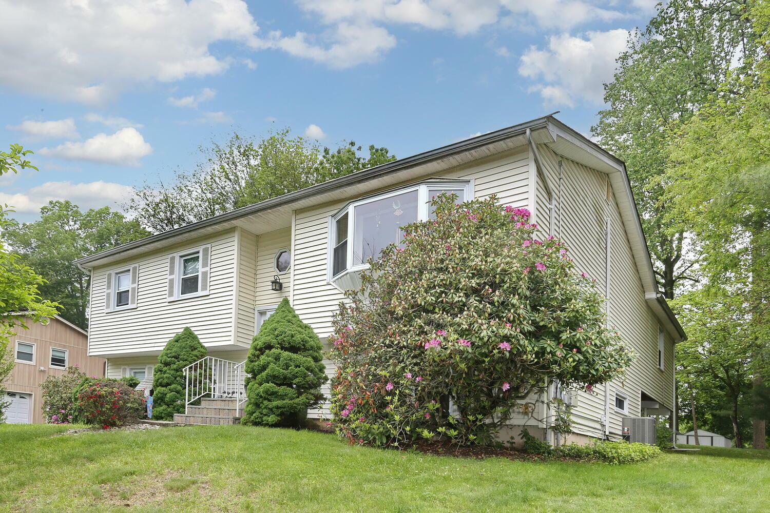 29 Park Terrace  Valley Cottage NY 10989 photo