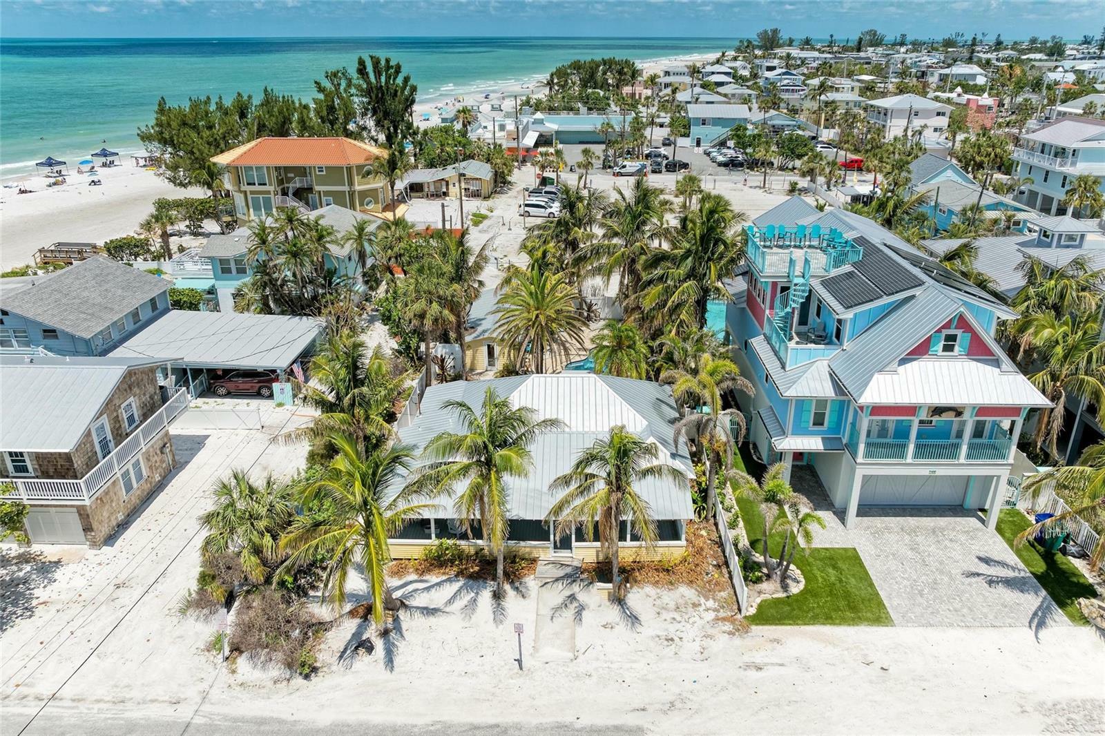 Property Photo: 104 Magnolia Avenue FL 34216