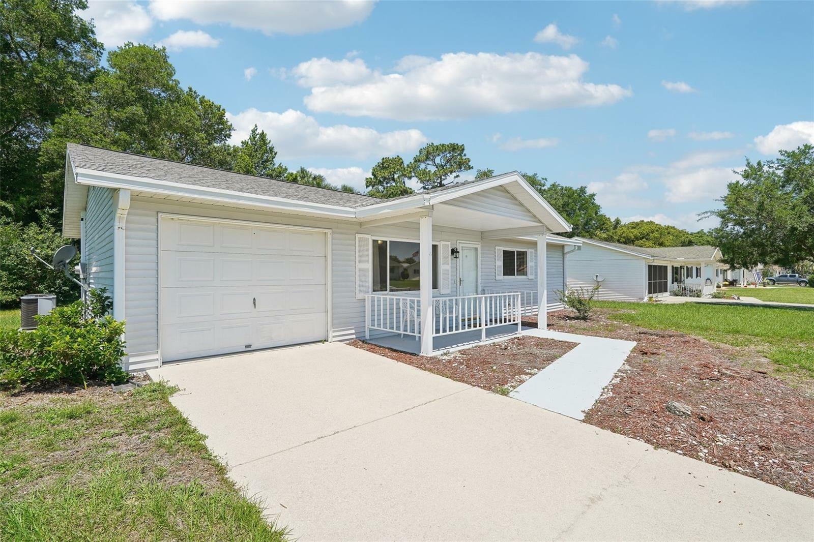 Property Photo: 11214 SW 77th Court FL 34476