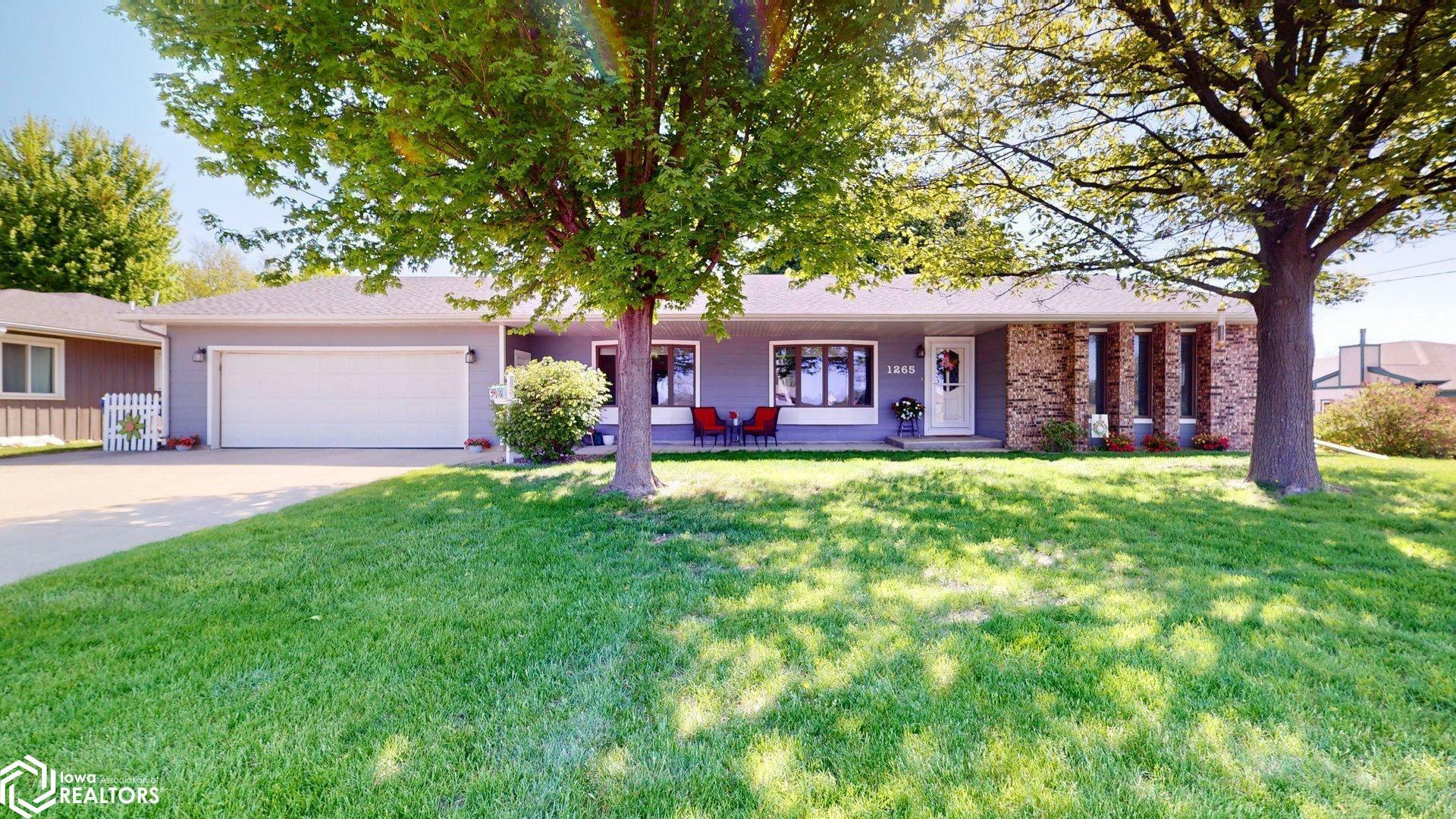 1265 Division St  Garner IA 50438 photo