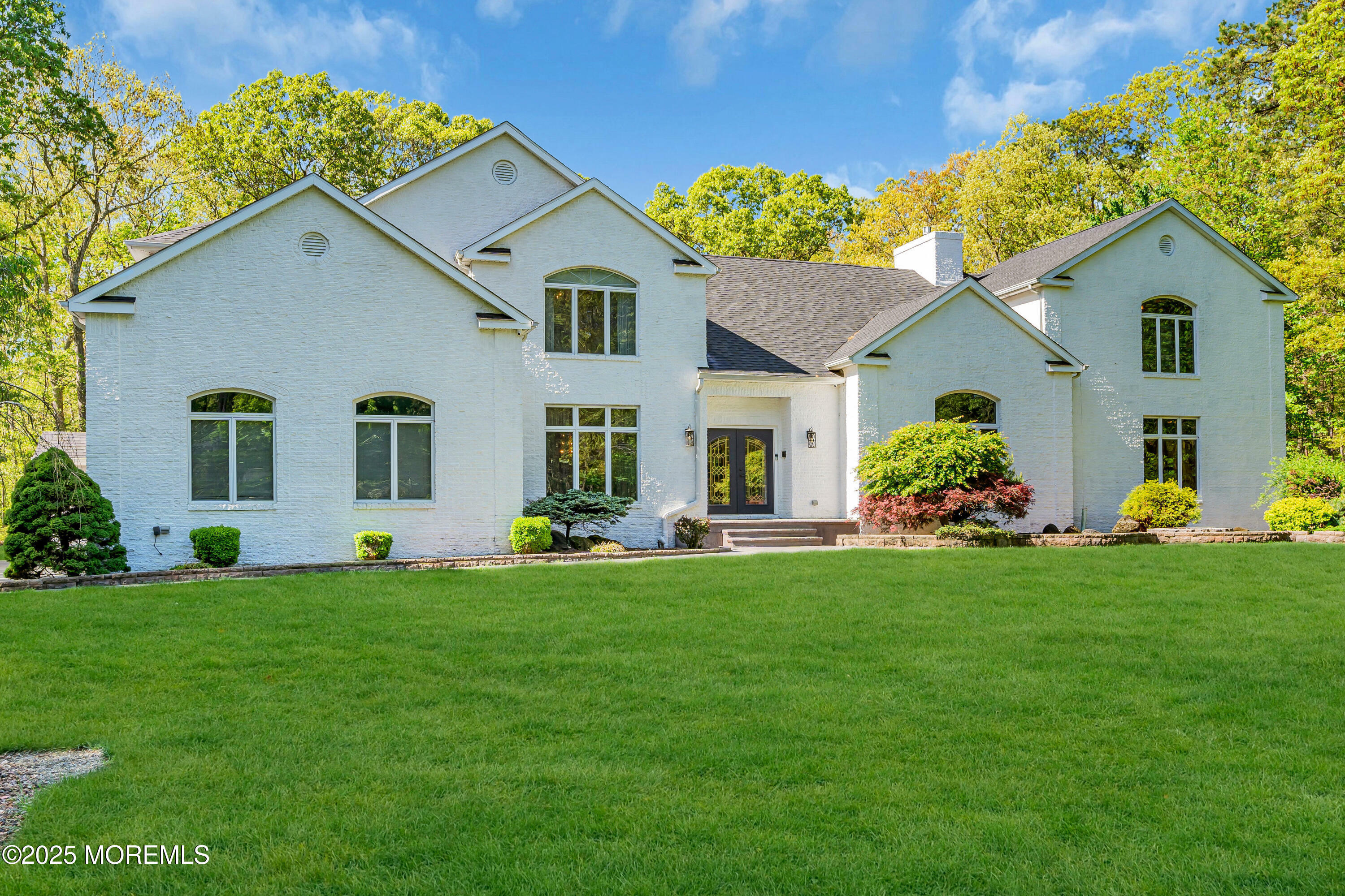 6 Dickens Court  Howell NJ 07731 photo