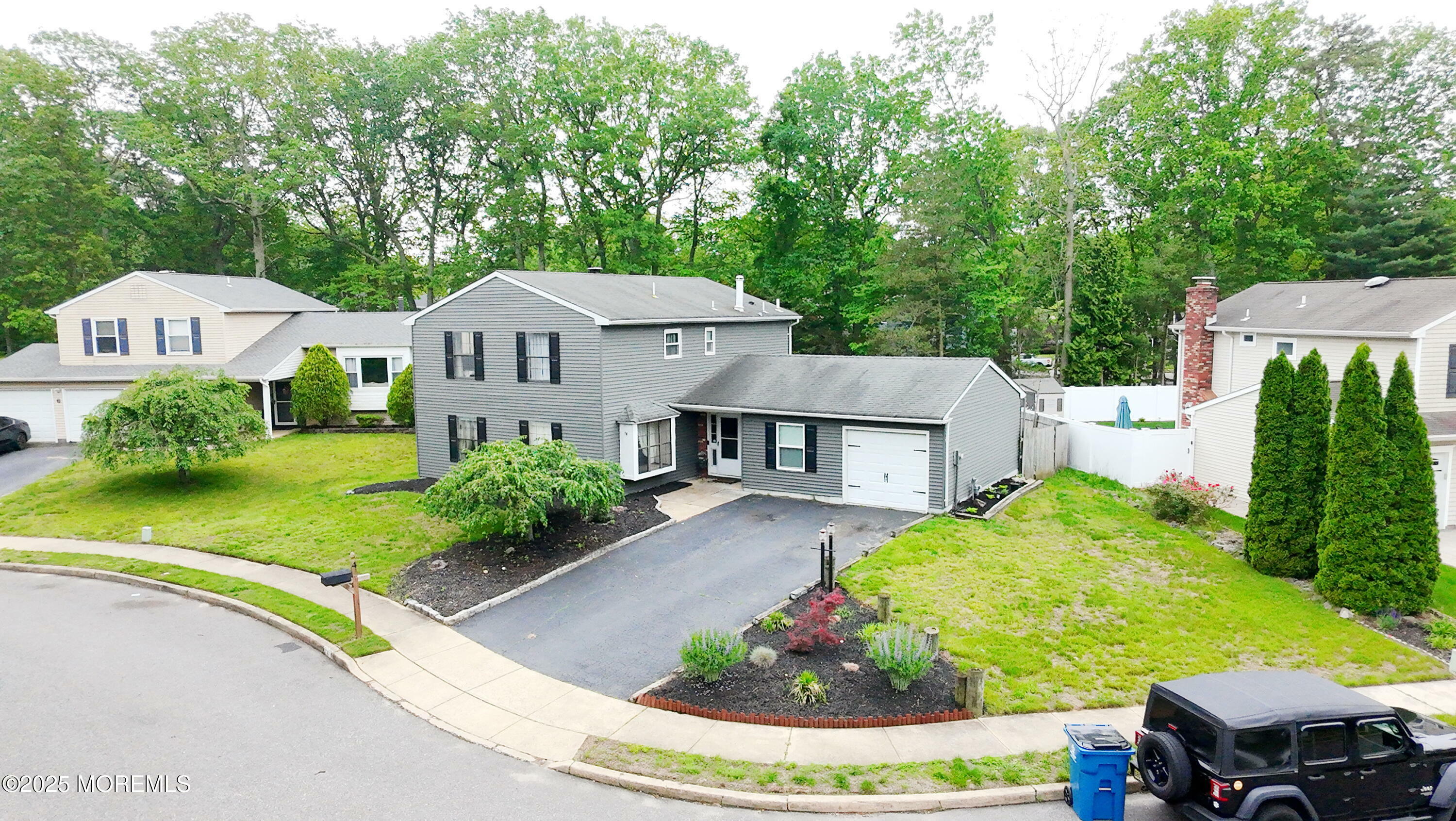 4 Liberty Court  Howell NJ 07731 photo