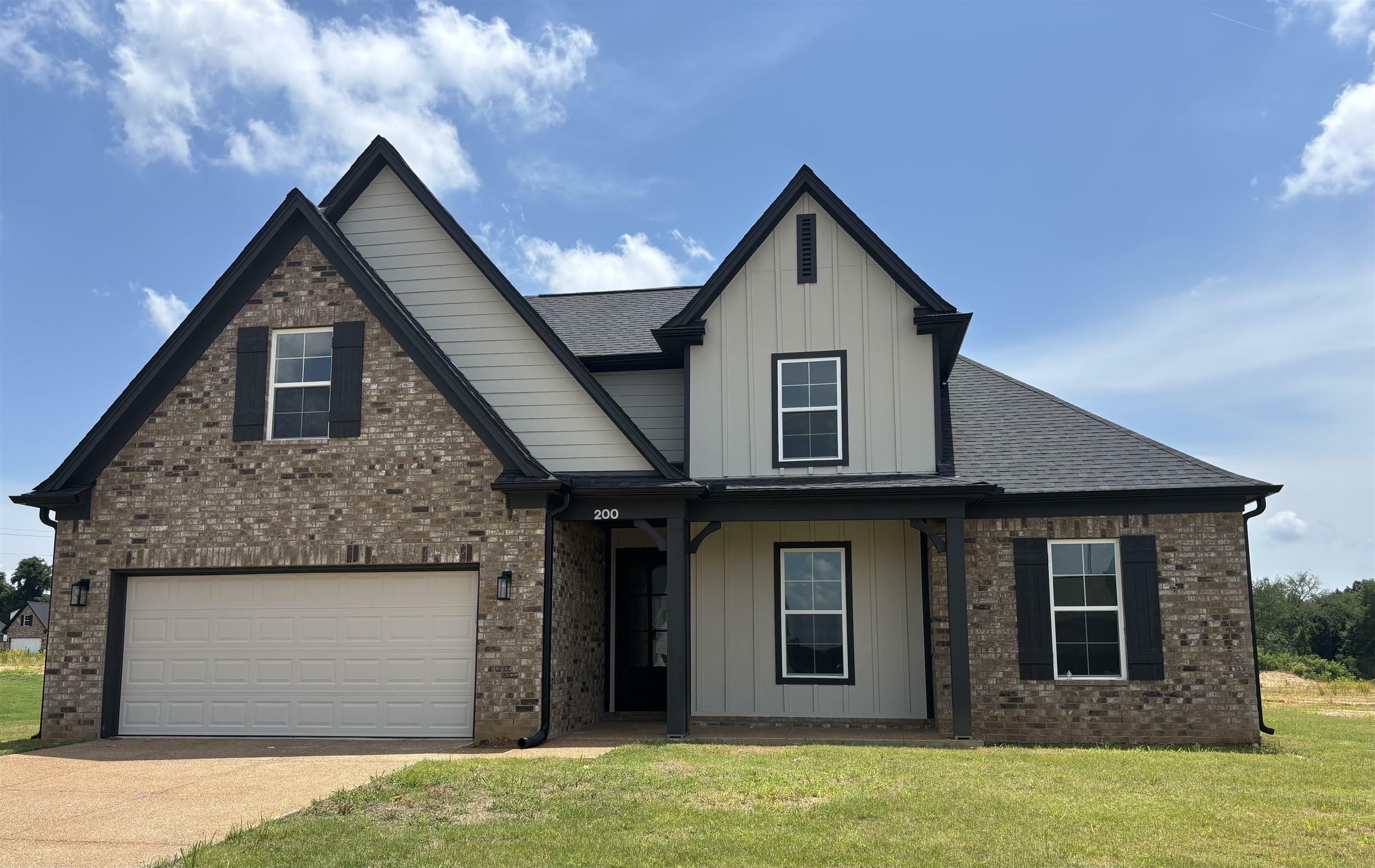 Property Photo: 200 Hughetta St TN 38060