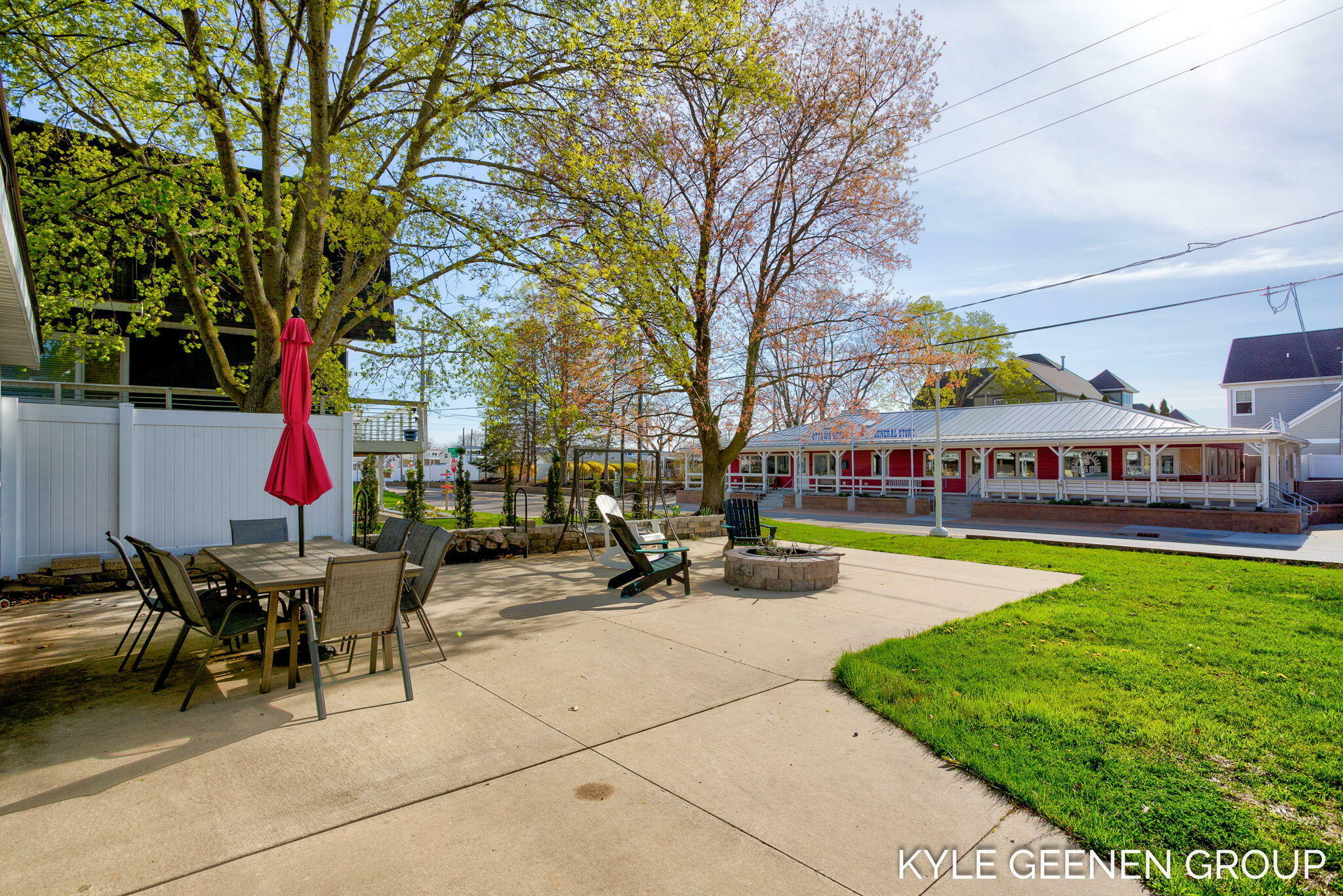 Property Photo: 2245 Auburn Avenue MI 49424