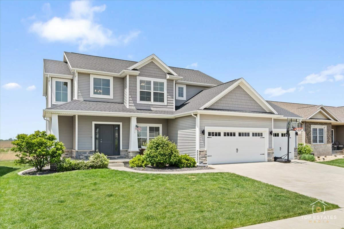 1113 Willow Creek Drive  Bloomington IL 61705 photo