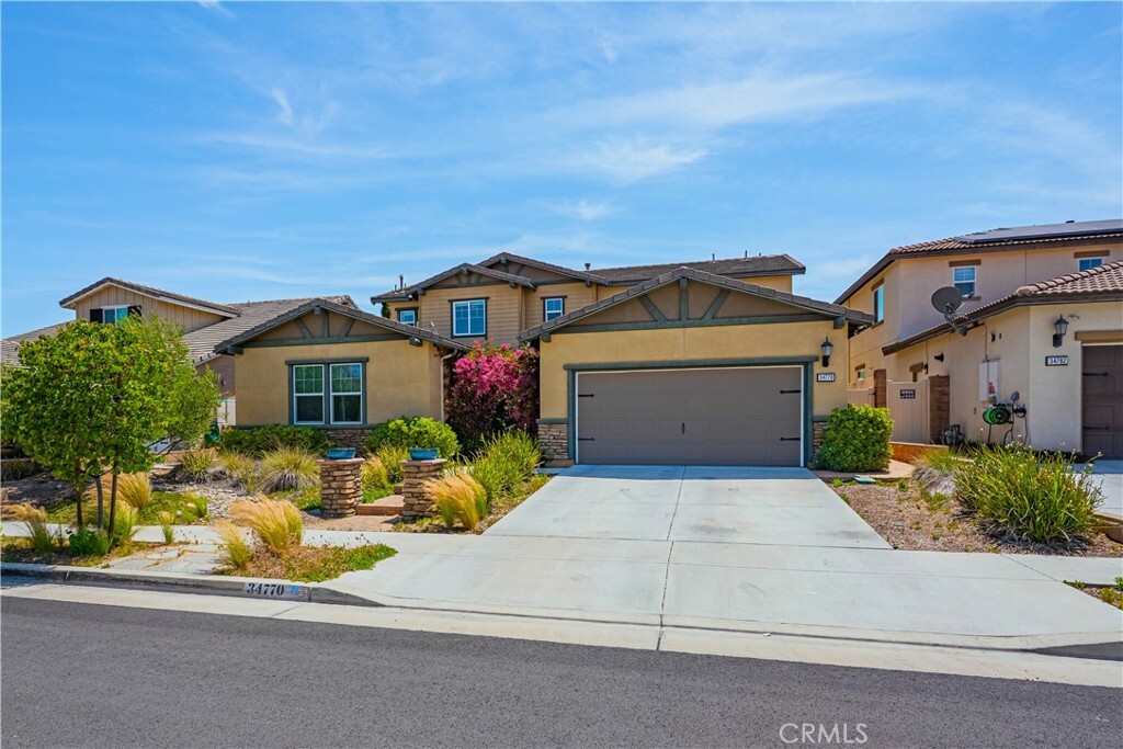Property Photo: 34770 Carina Place CA 92563