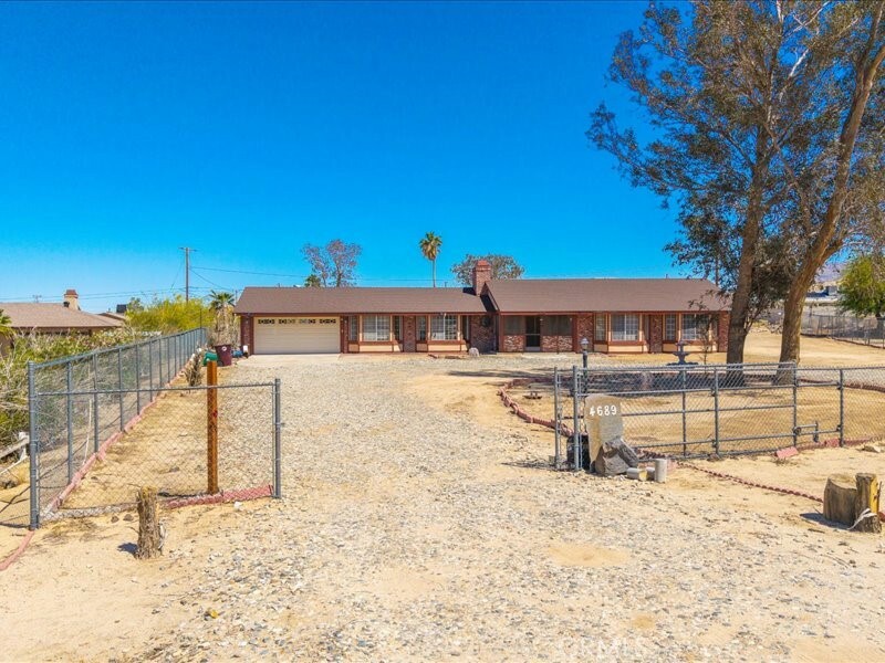 Property Photo: 4689 Stirrup Lane CA 92277