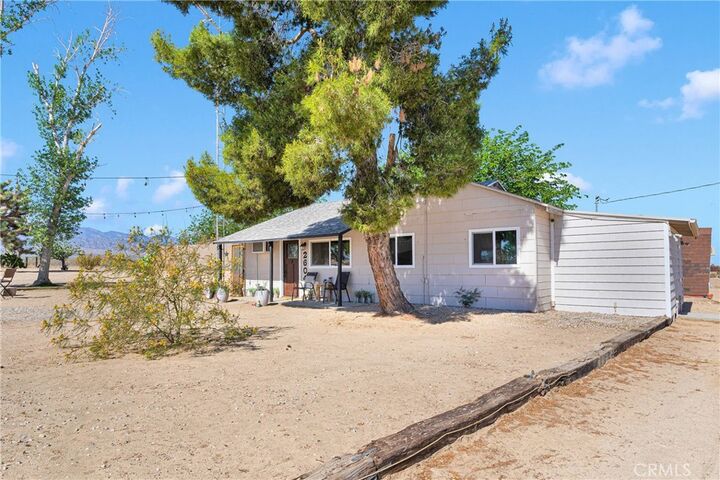 Property Photo:  26042 E Avenue U8  CA 93544 