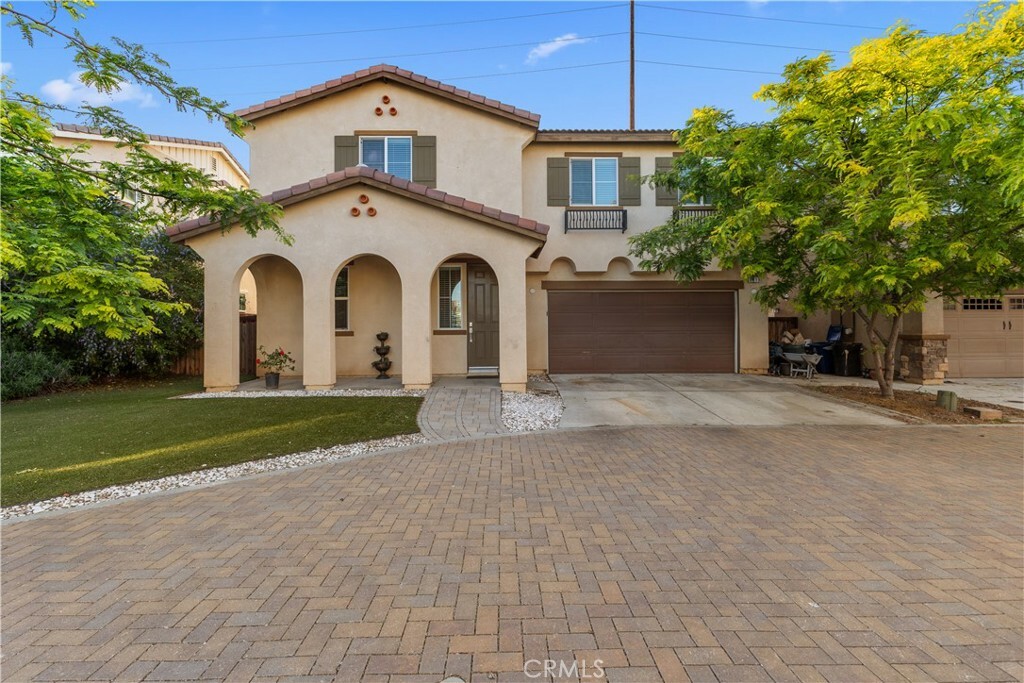 Property Photo:  8219 Perla Drive  CA 92504 