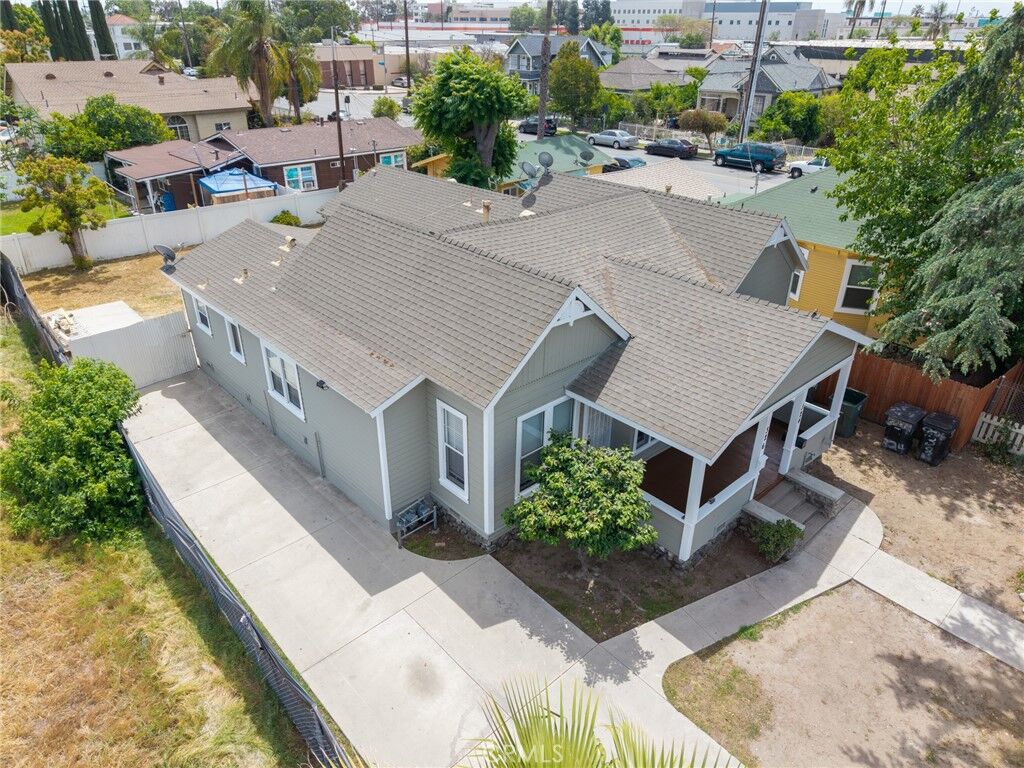 Property Photo:  324 N Palomares Street  CA 91767 