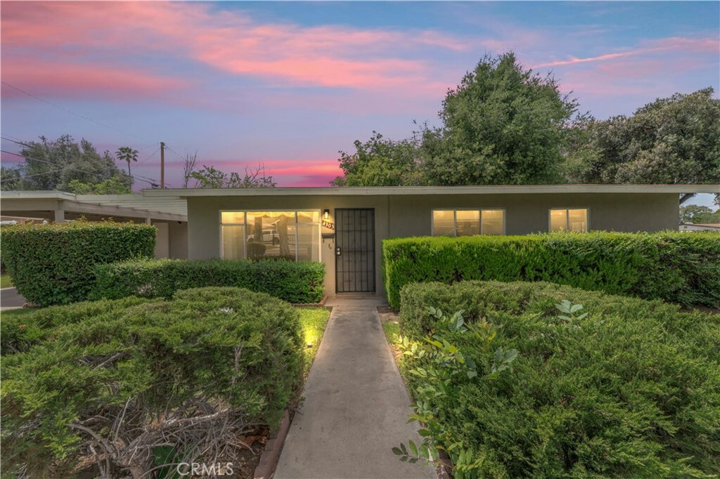 Property Photo: 4303 Kansas Ave CA 92507