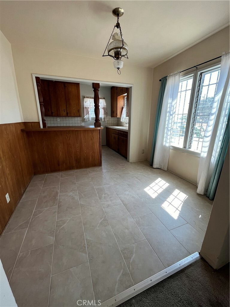 Property Photo: 8942 Ilex Avenue CA 91352