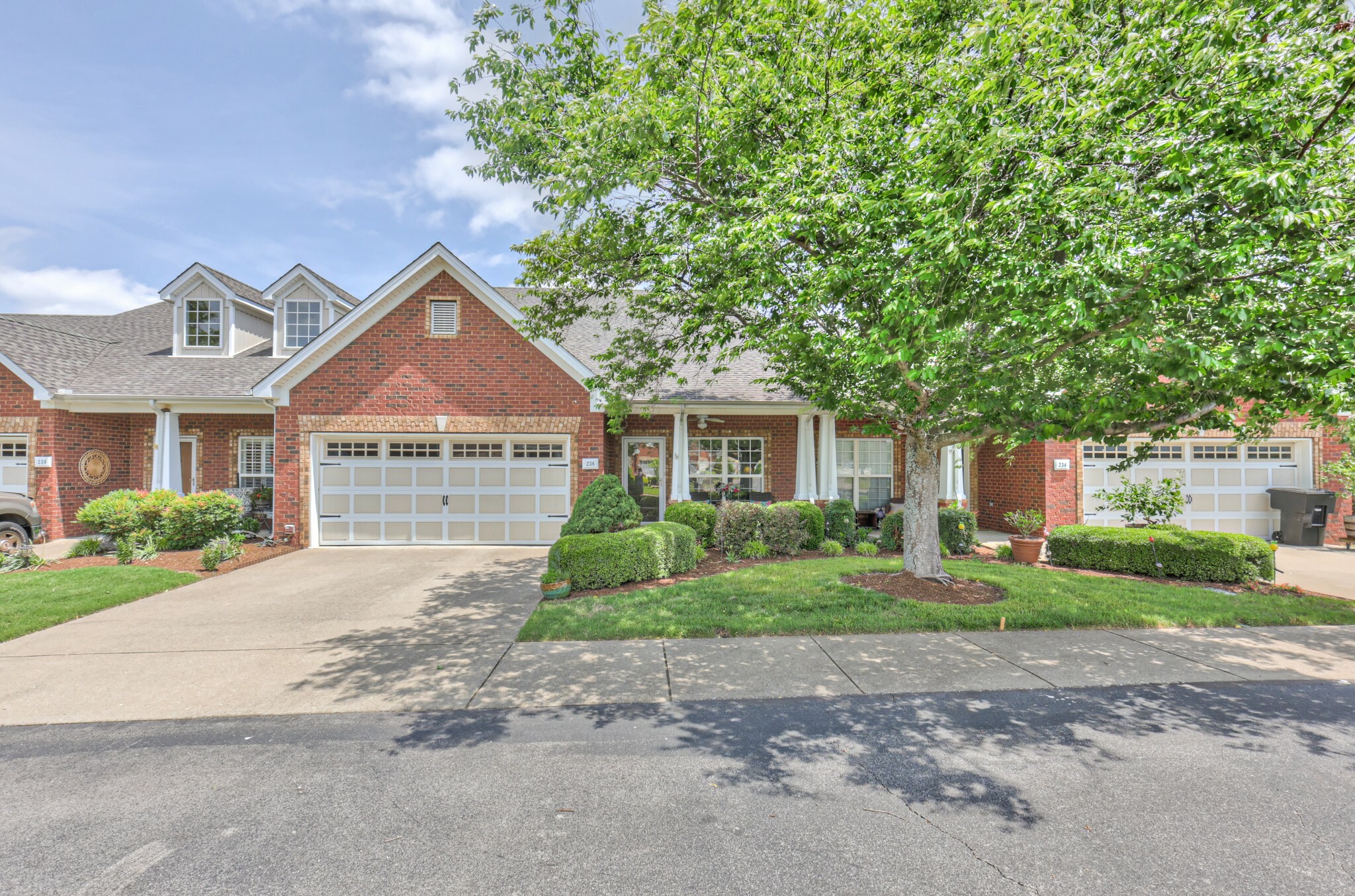 Property Photo: 236 Danoher Walk TN 37128