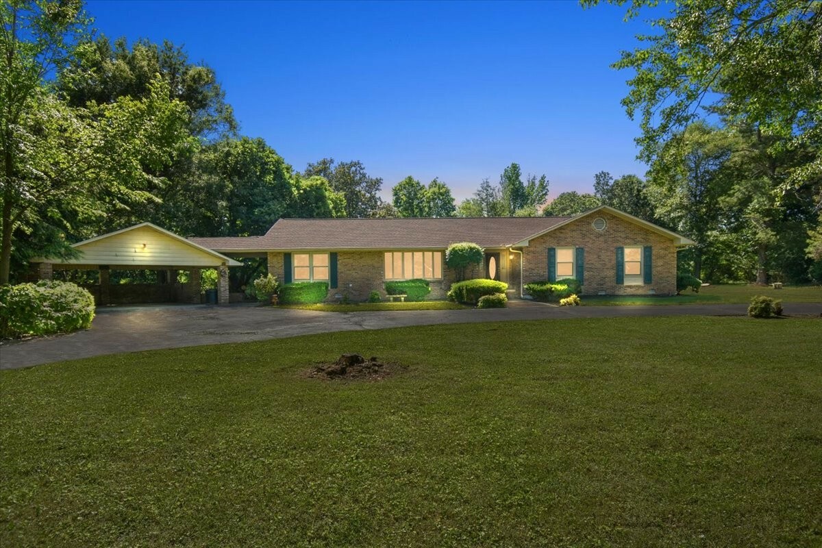 Property Photo: 103 Colwell Ln TN 37355