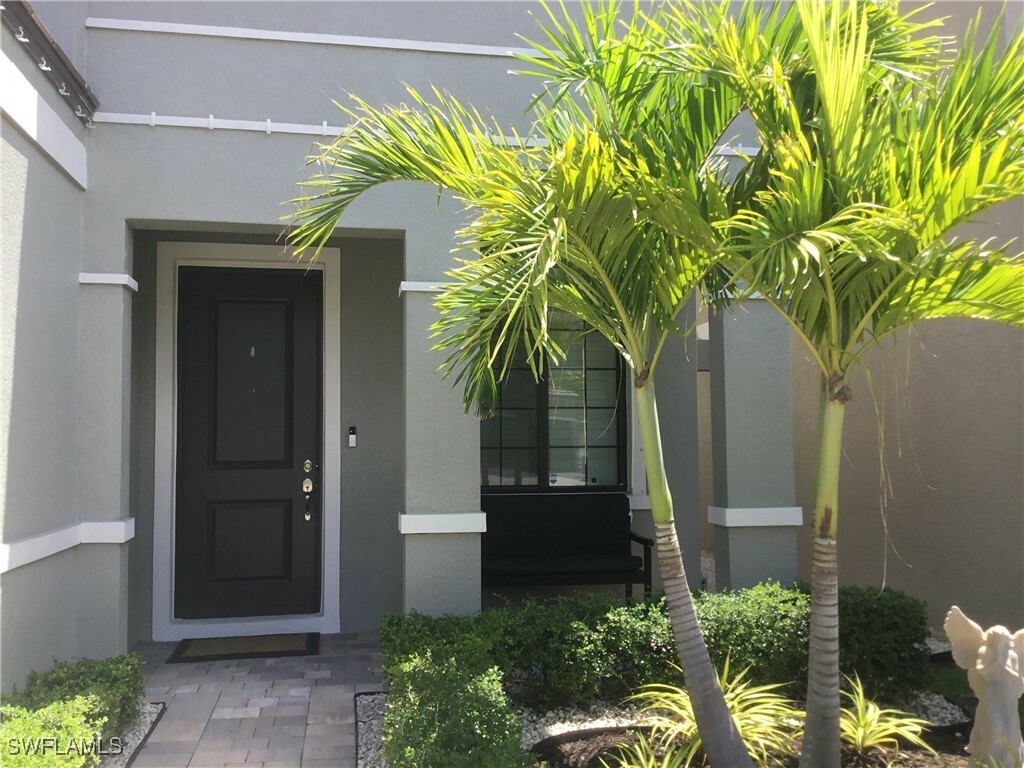 Property Photo: 26272 Bonita Fairways Boulevard FL 34135