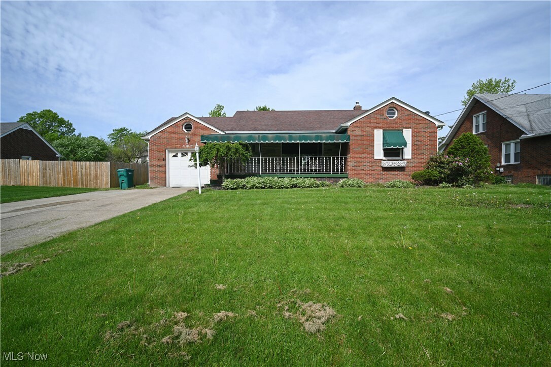 Property Photo: 252 Rosemont Avenue OH 44515