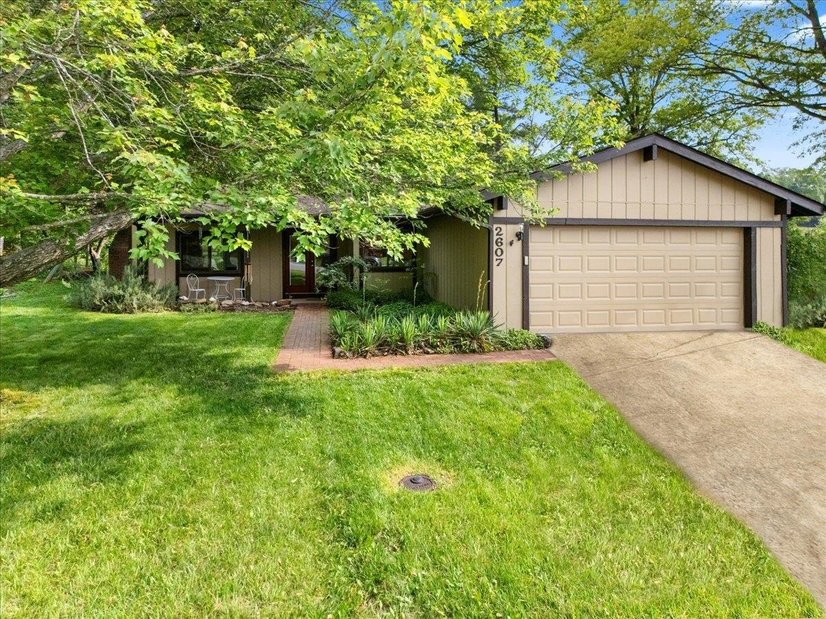 Property Photo: 2607 Capistrano Street VA 24060