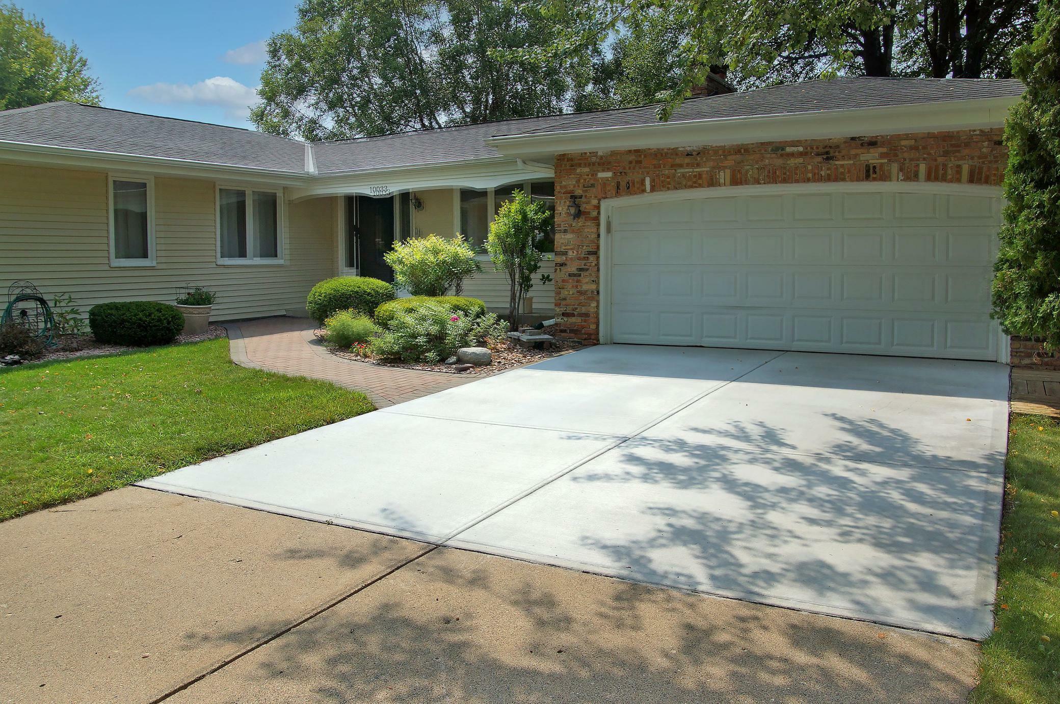 Property Photo: 10033 Nord Road MN 55437