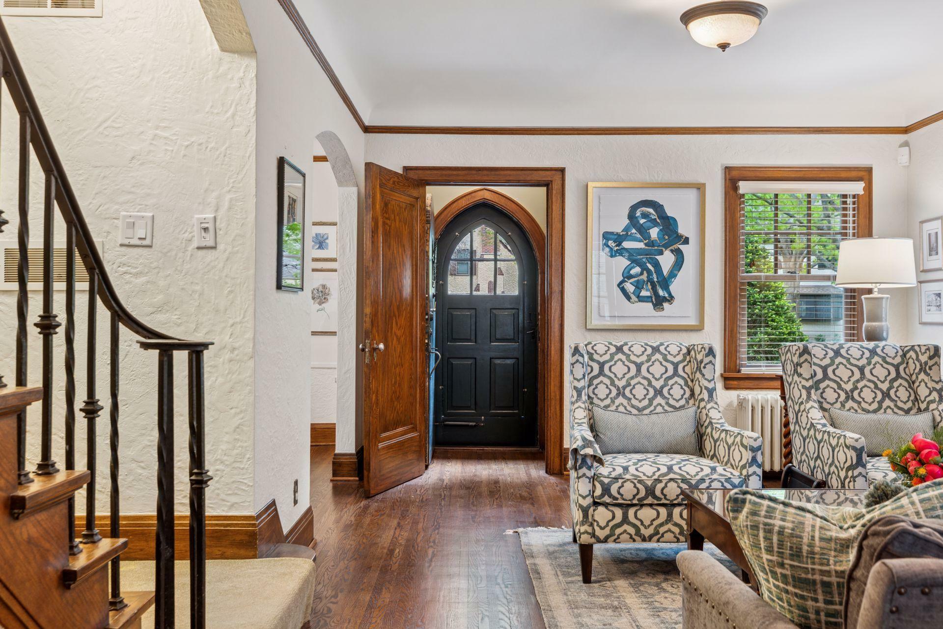 Property Photo: 1722 Pinehurst Avenue MN 55116