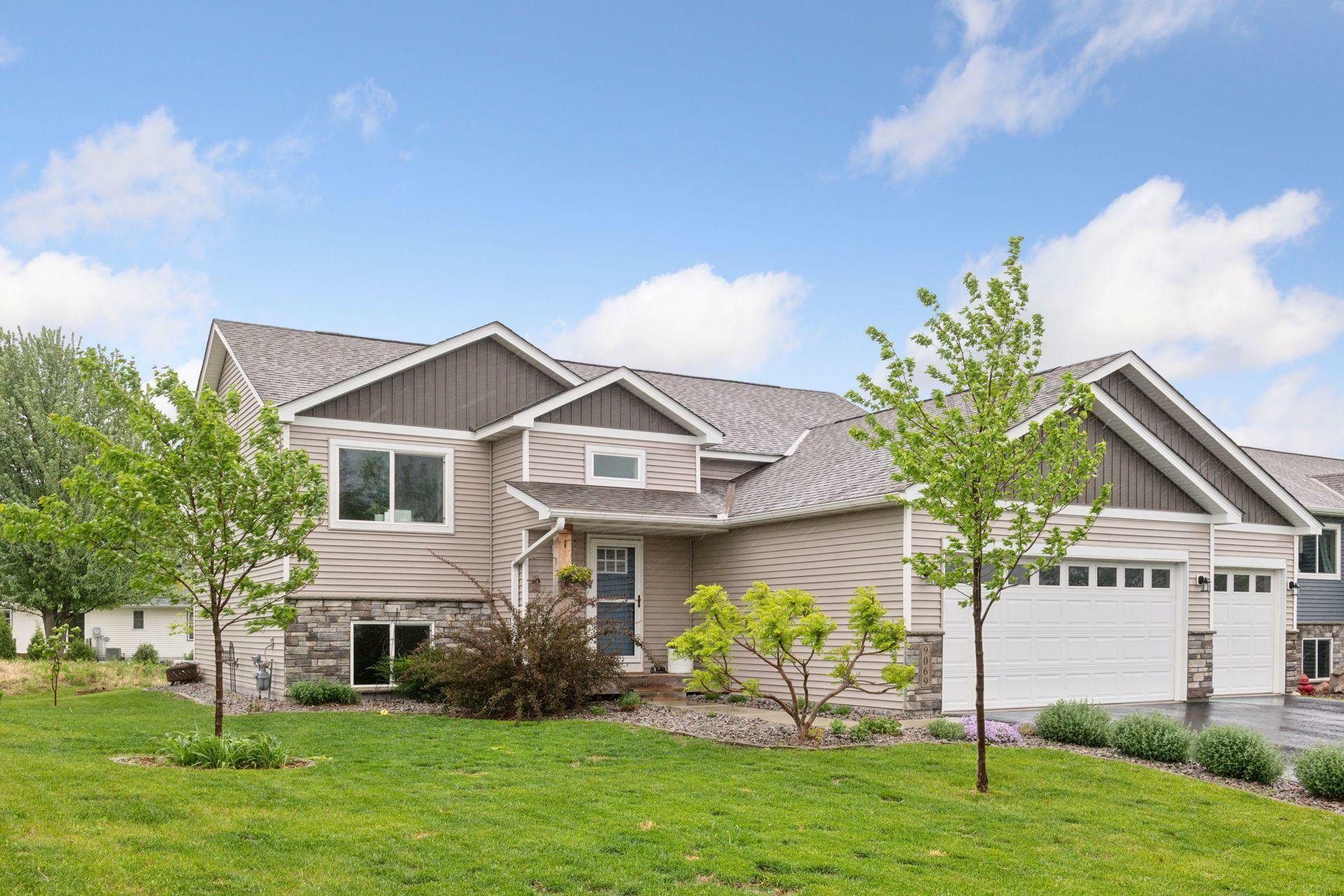 Property Photo: 9069 Cheyenne Circle MN 55390