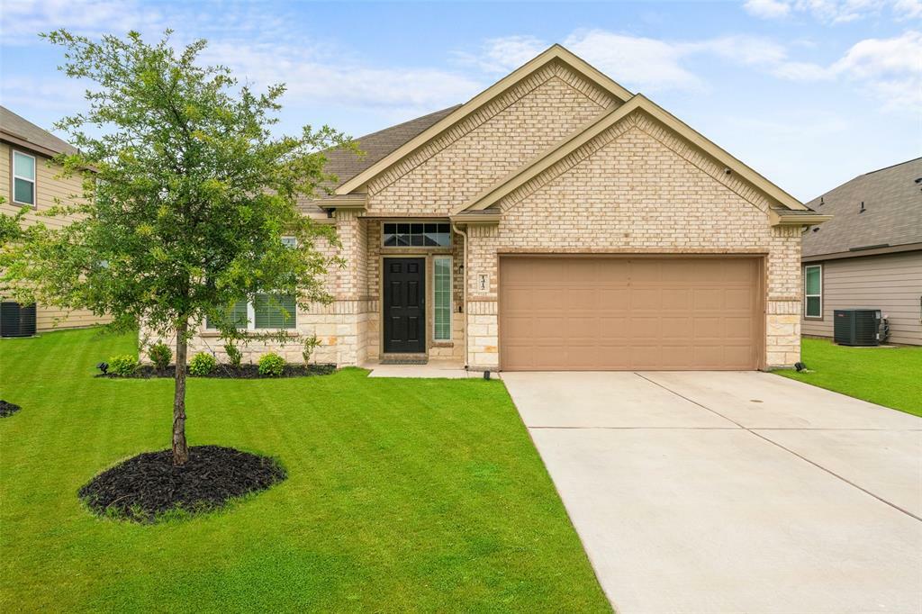 Property Photo: 1412 Inks Drive TX 75115