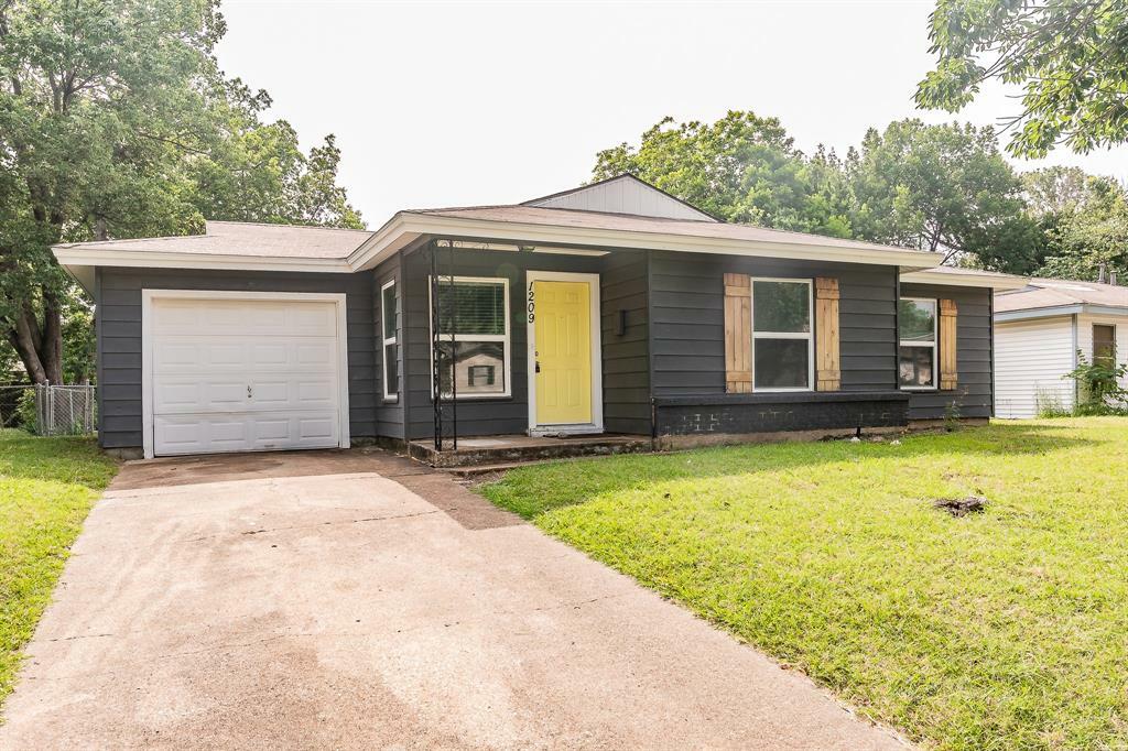 Property Photo: 1209 Ralph Street TX 75051