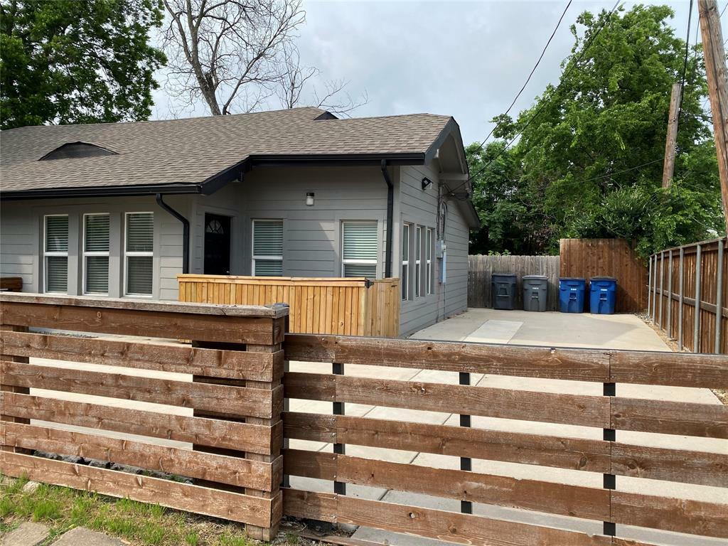 Property Photo: 4213 Congress Avenue TX 75219