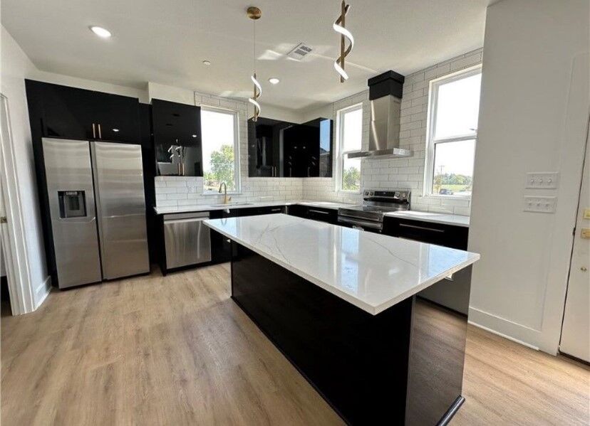 Property Photo:  2606 W Bonnie Lane  AR 72758 