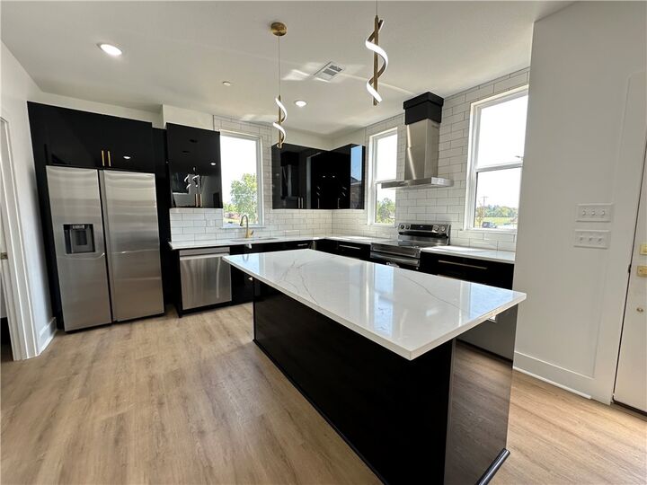 Property Photo: 2601 W Bonnie Lane AR 72758