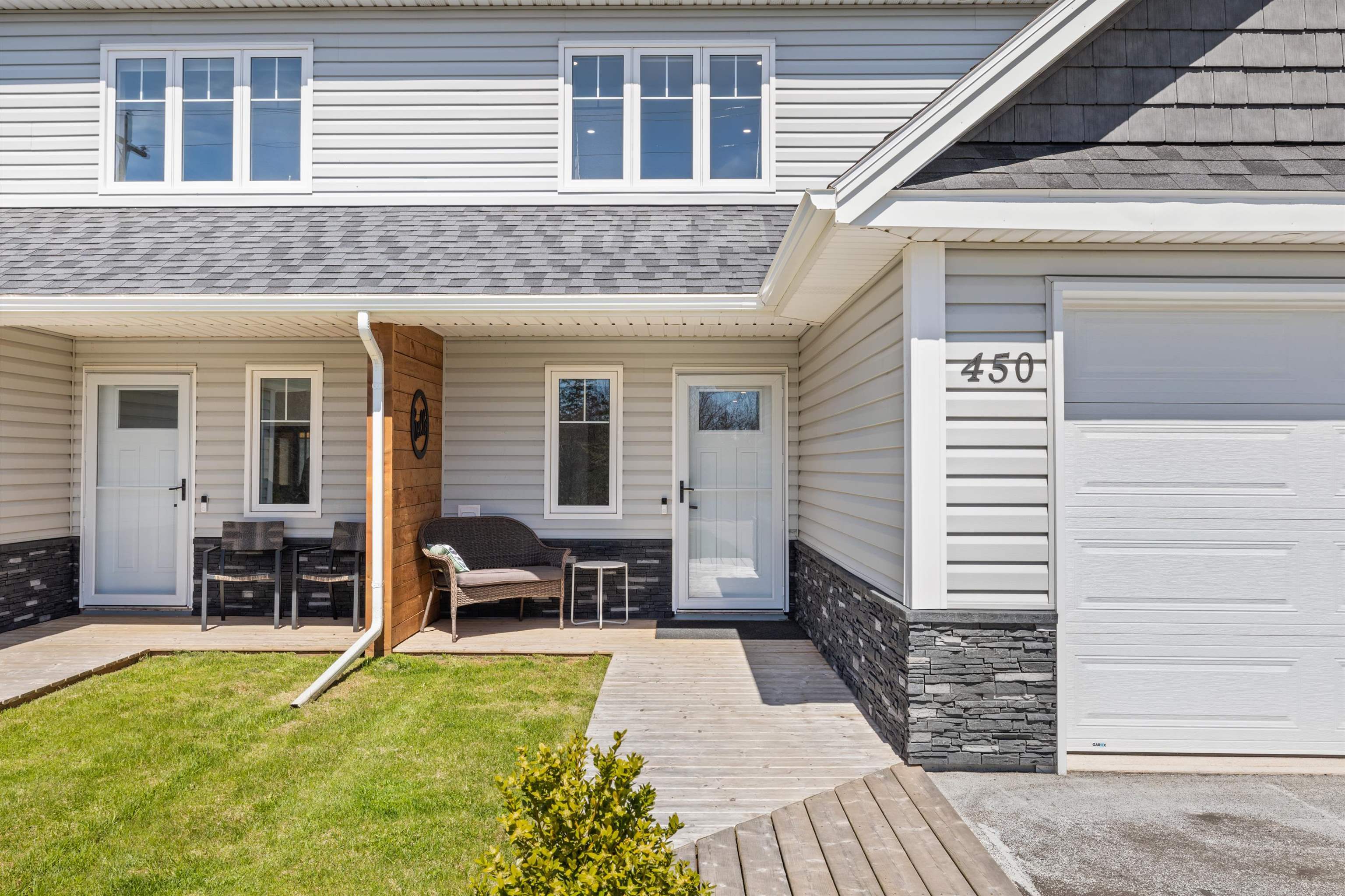 Property Photo: 450 Mackenzie Drive PE C1N 0T7