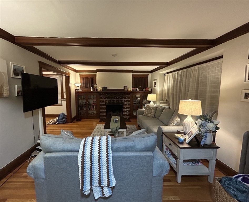 Property Photo: 33 Gilbert 1 MA 02478