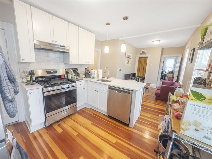 Property Photo: 24 Suffolk St 3 MA 02139