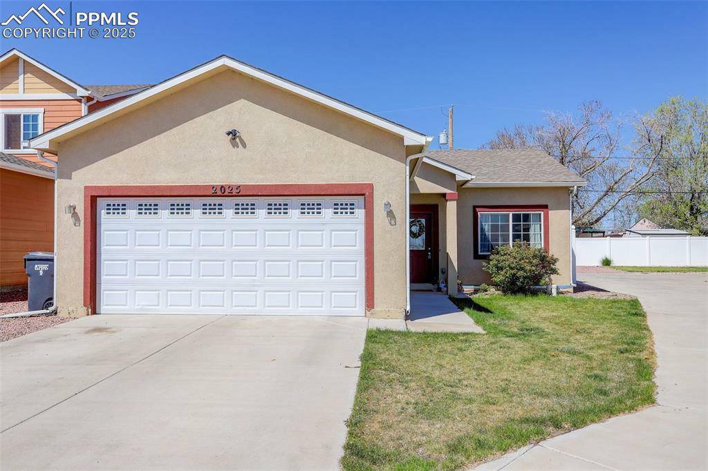 Property Photo: 2025 Oneil Circle CO 81004