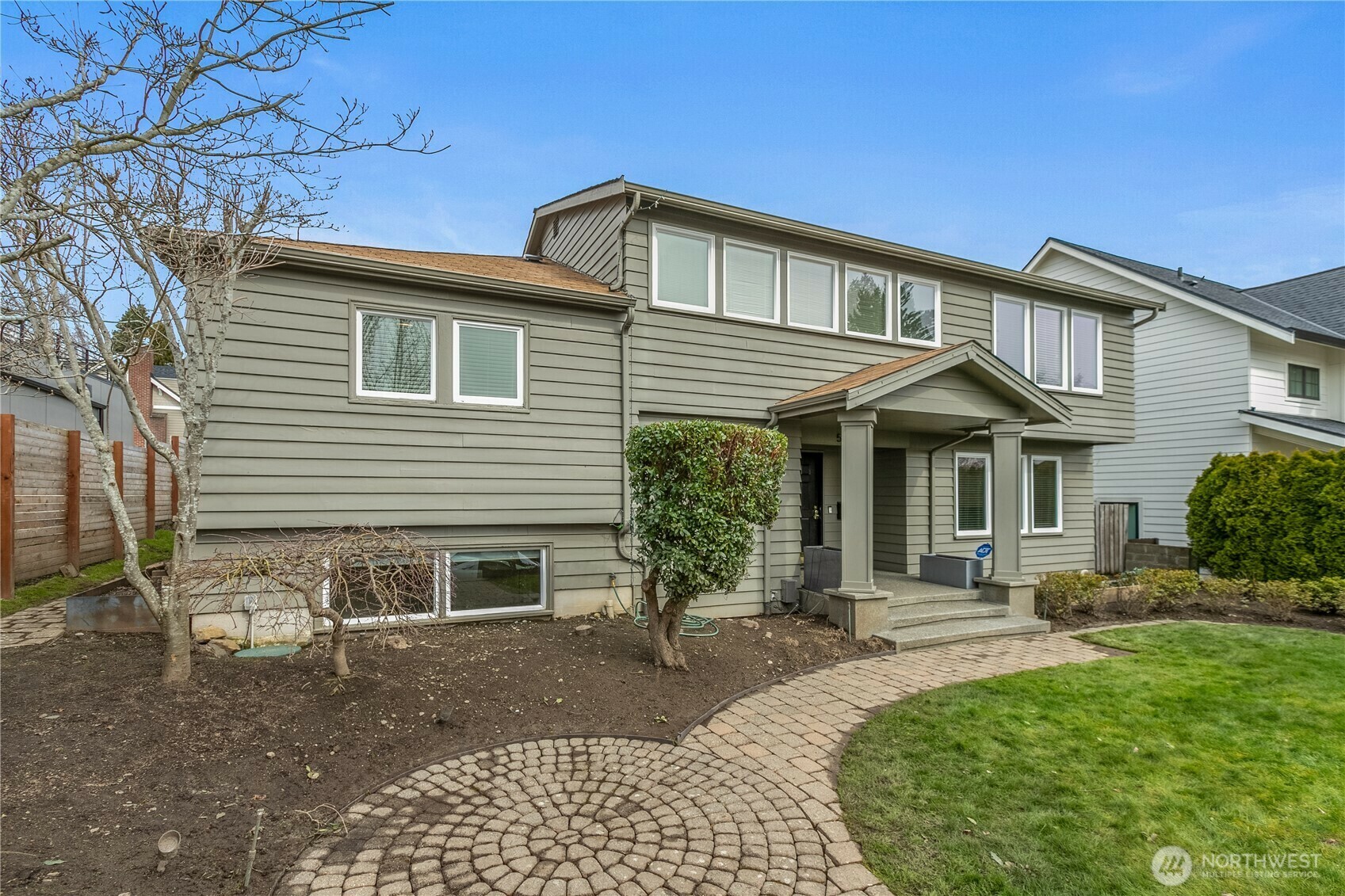 Property Photo: 5304 NE 67th Street WA 98115