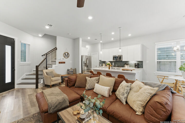 Property Photo:  5843 Whitby Rd. 26  TX 78240 