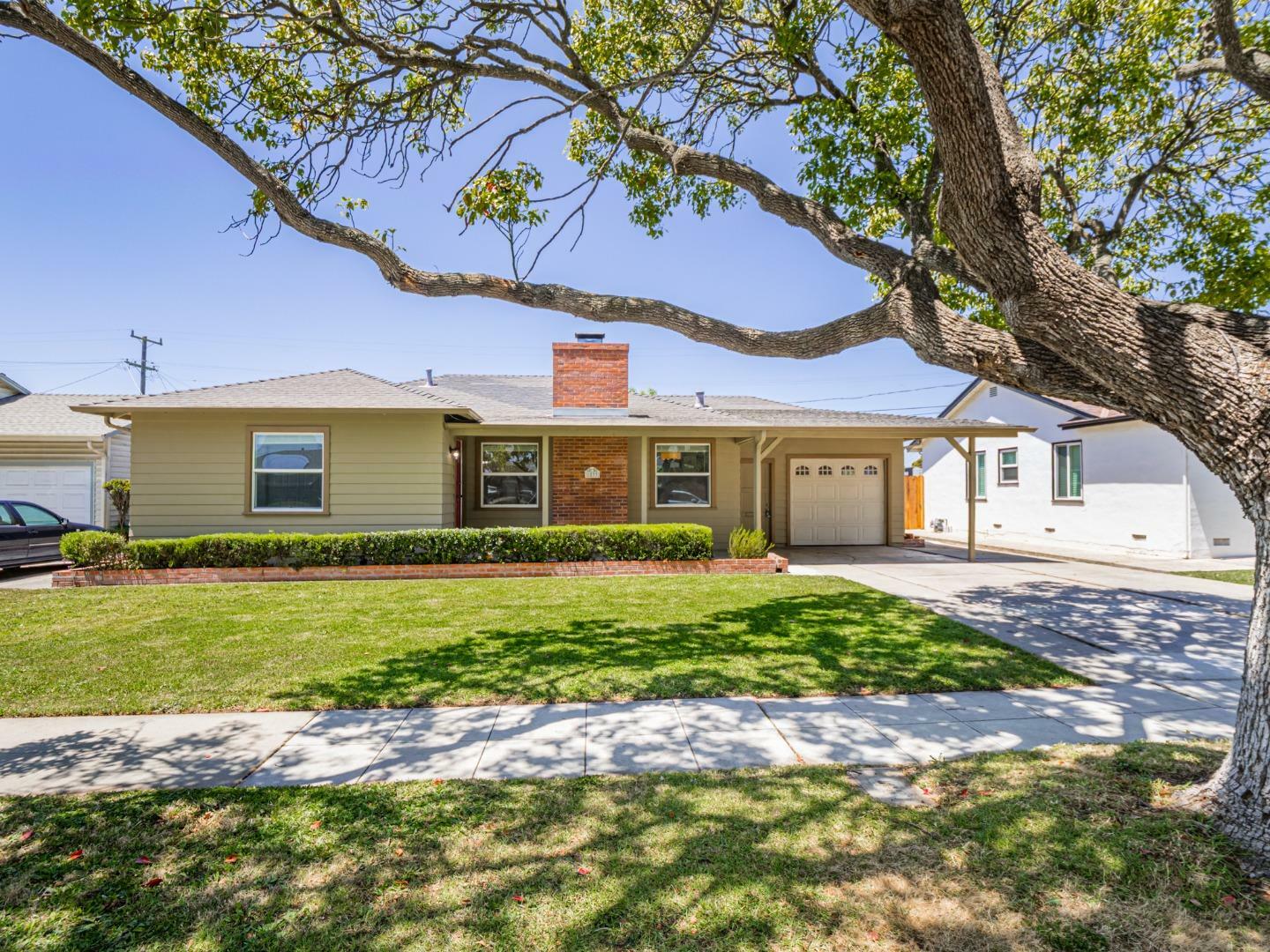Property Photo: 1233 Monroe Street CA 93906