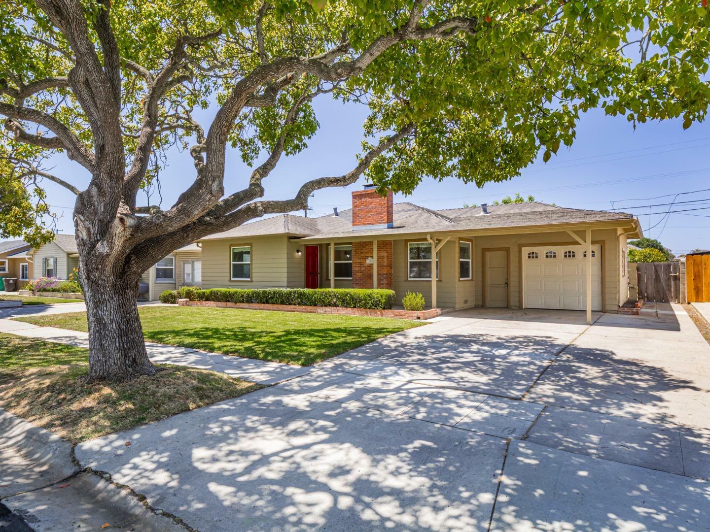 1233 Monroe Street  Salinas CA 93906 photo