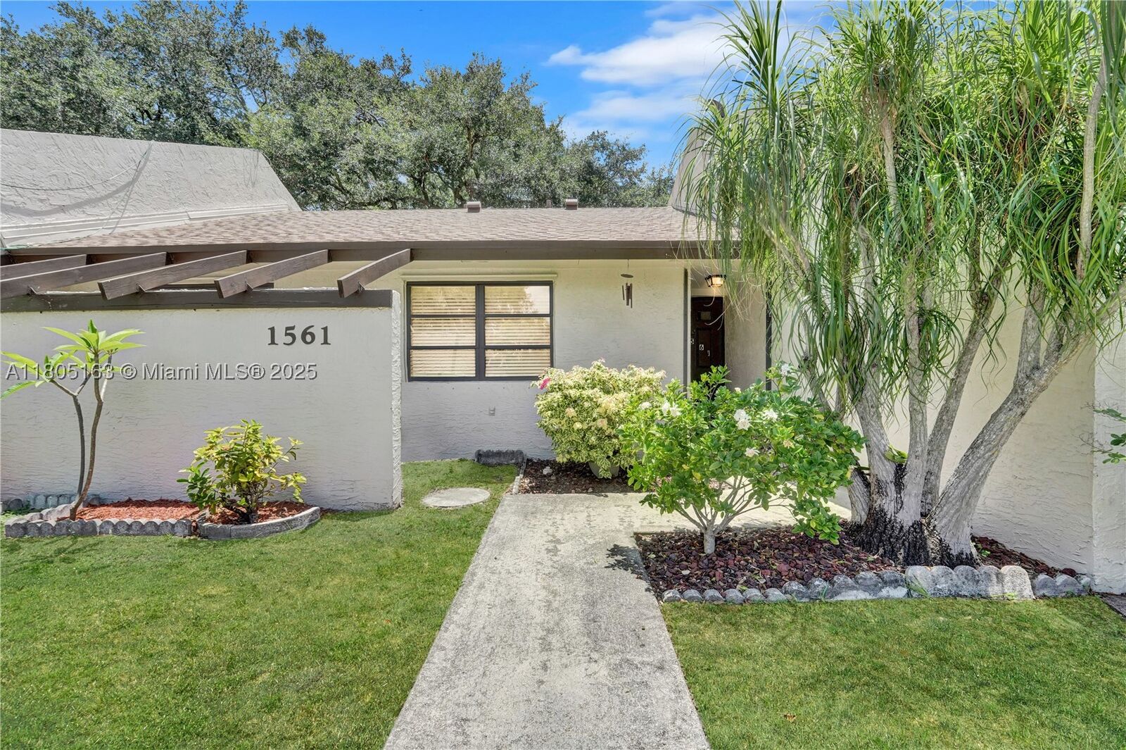 Property Photo:  1561 NW 98th Ter  FL 33024 