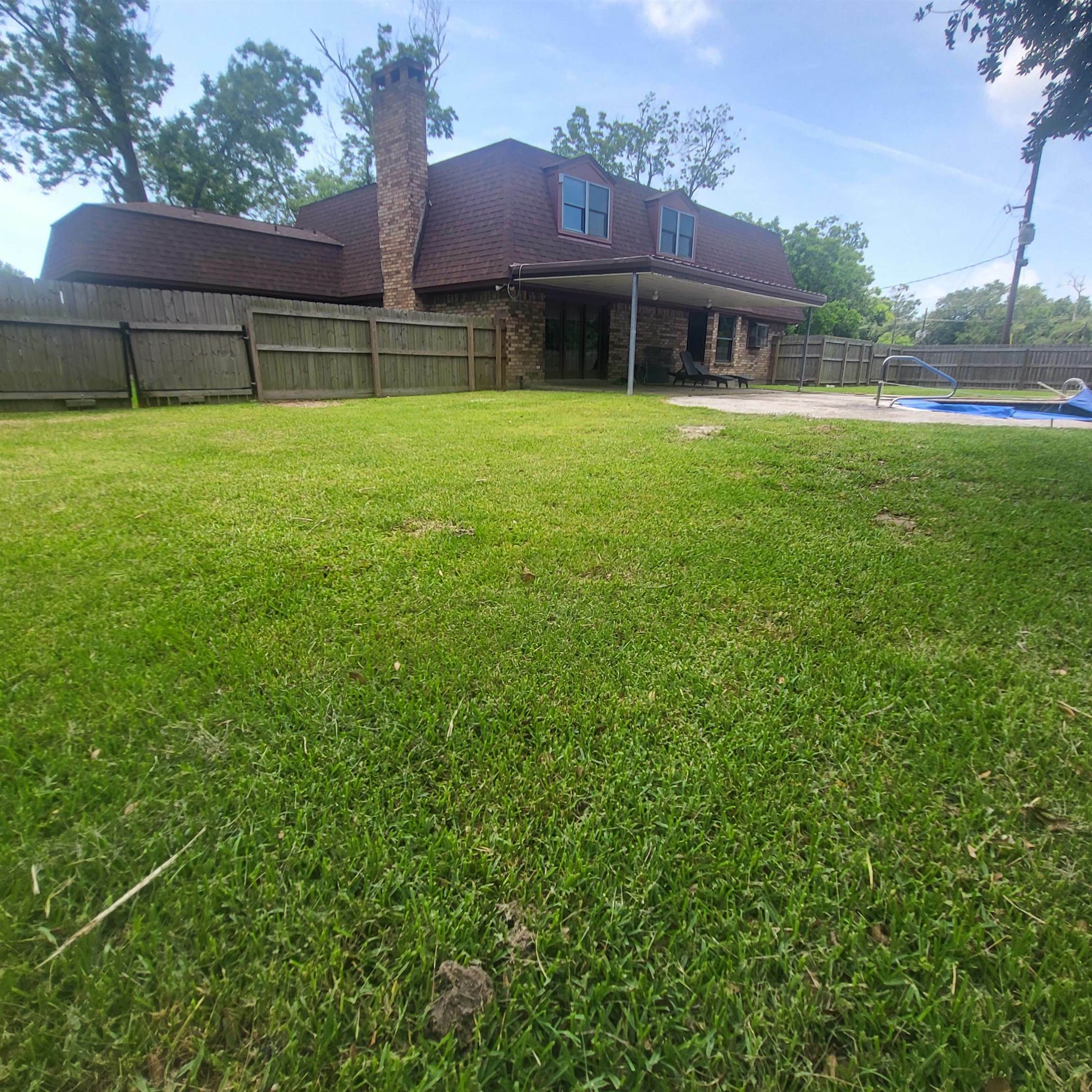 Property Photo: 2404 Smith TX 77630